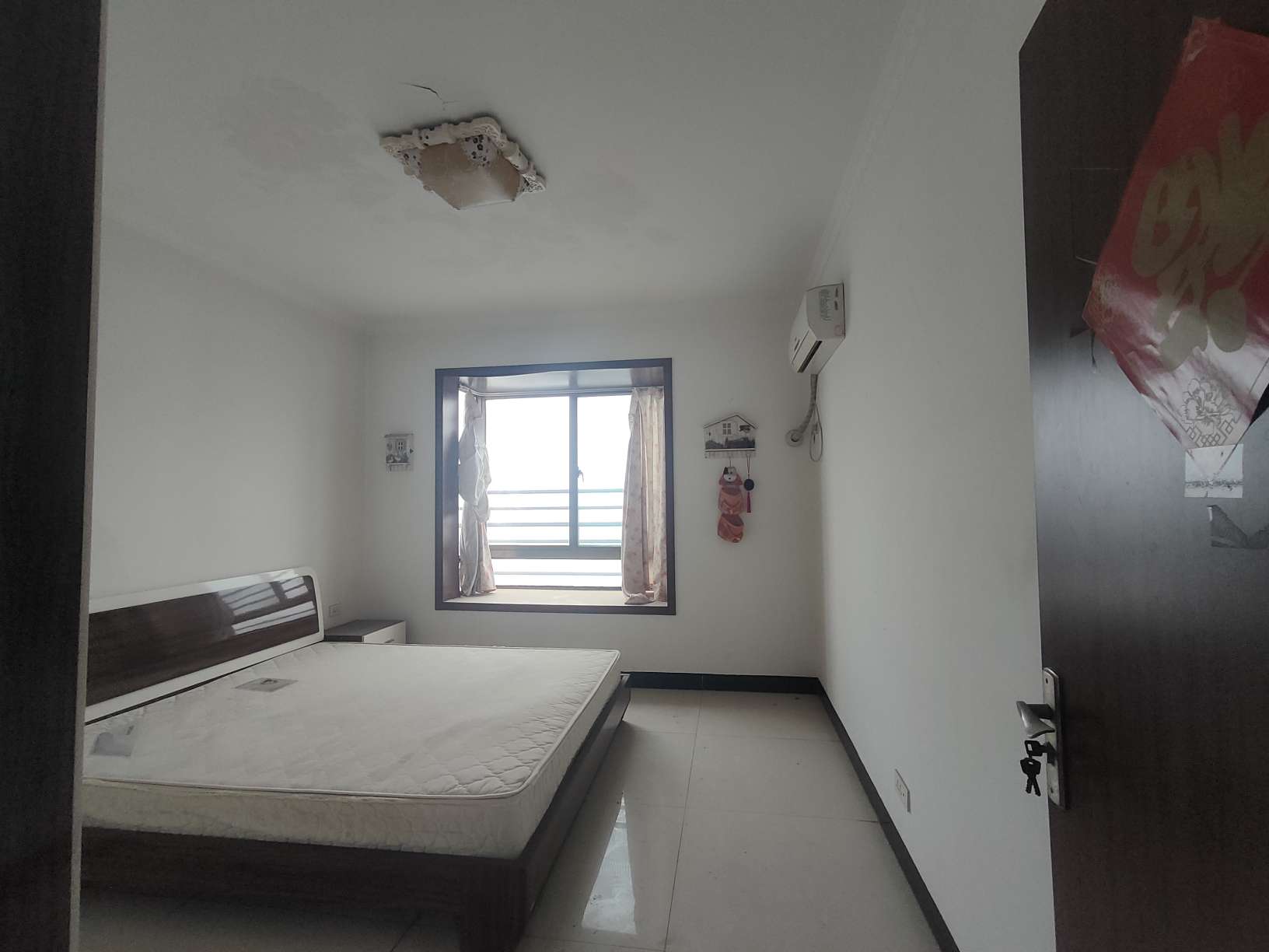 云景华城3室1厅普装朝南双阳台好房出售_5