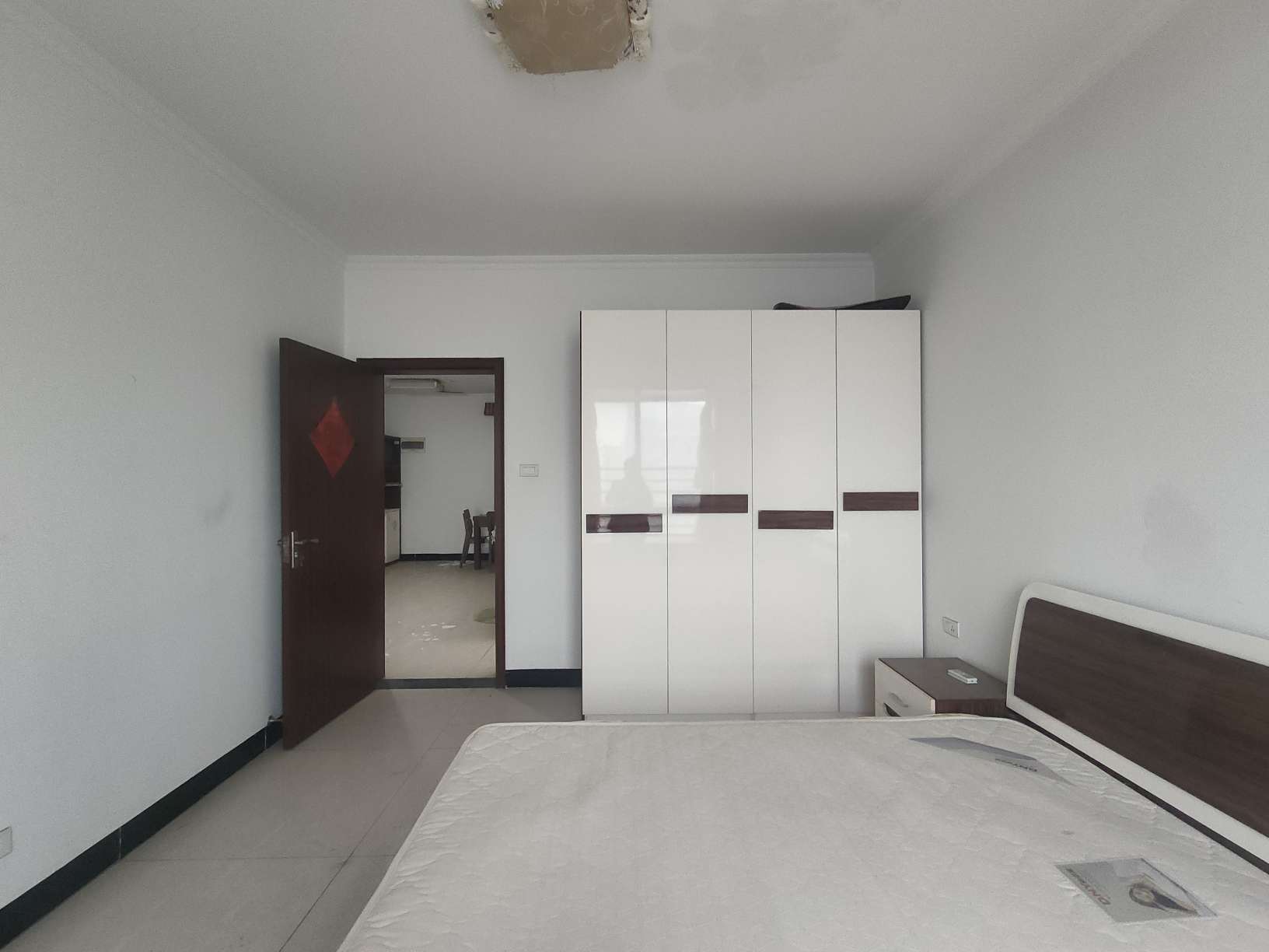 云景华城3室1厅普装朝南双阳台好房出售_13