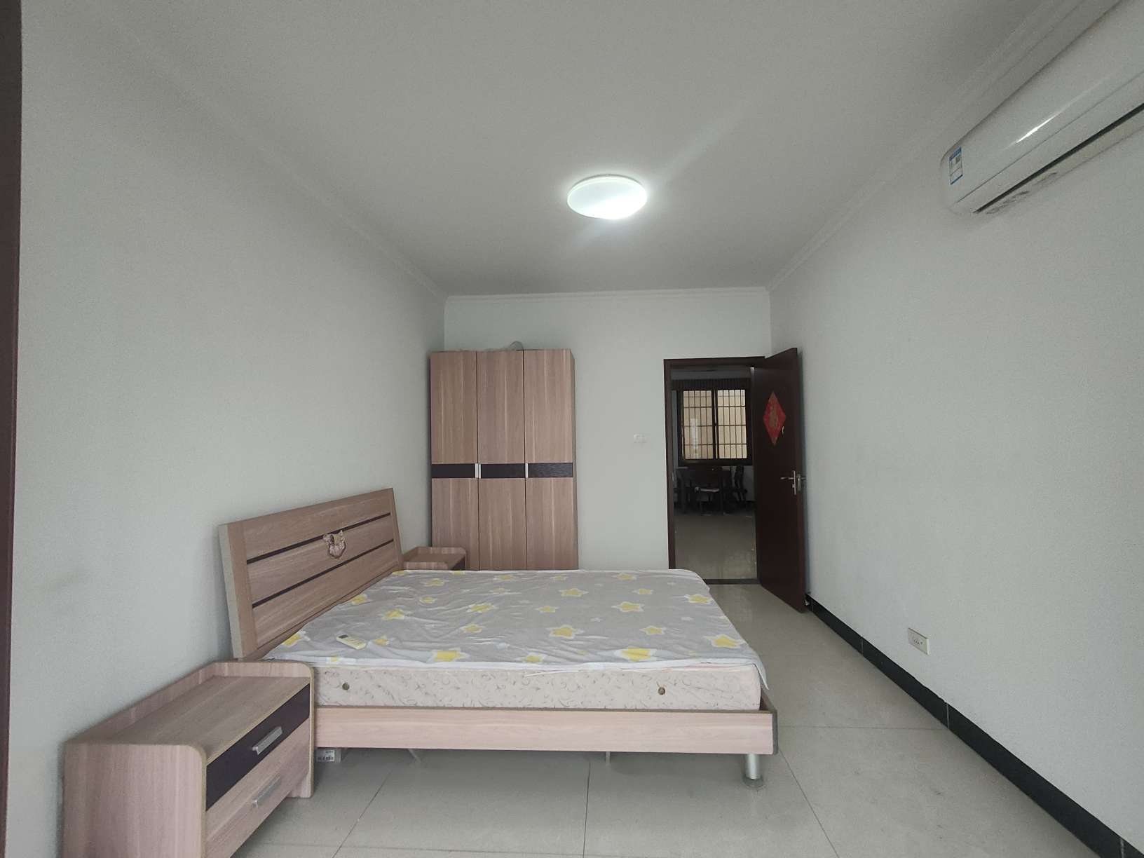 云景华城3室1厅普装朝南双阳台好房出售_4