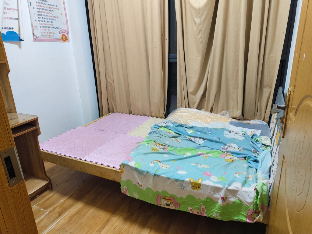 金大地悦府 90平 三室两厅 简装出租 学区房交通便利_4