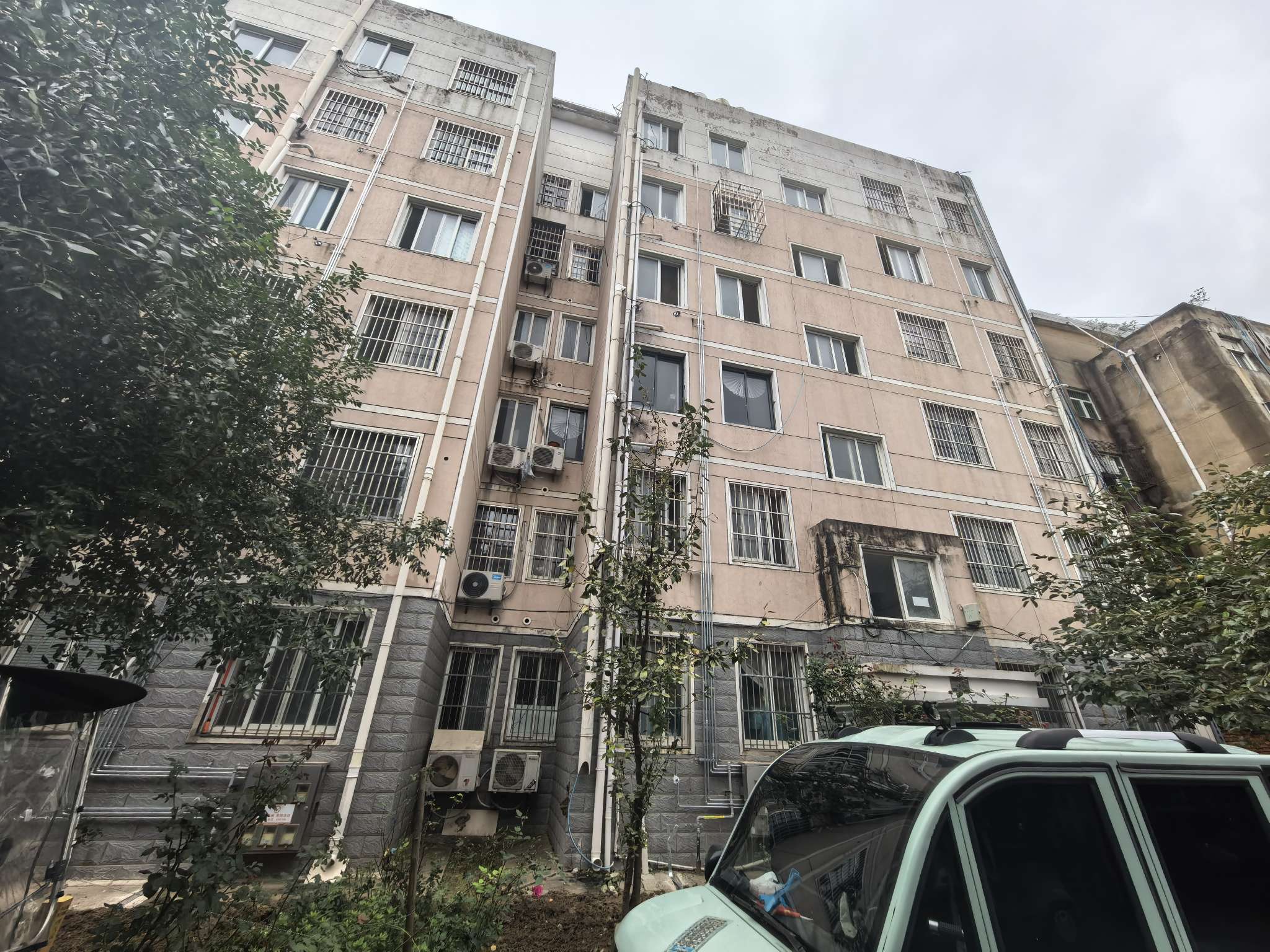 彩虹小区2室2厅精装_9