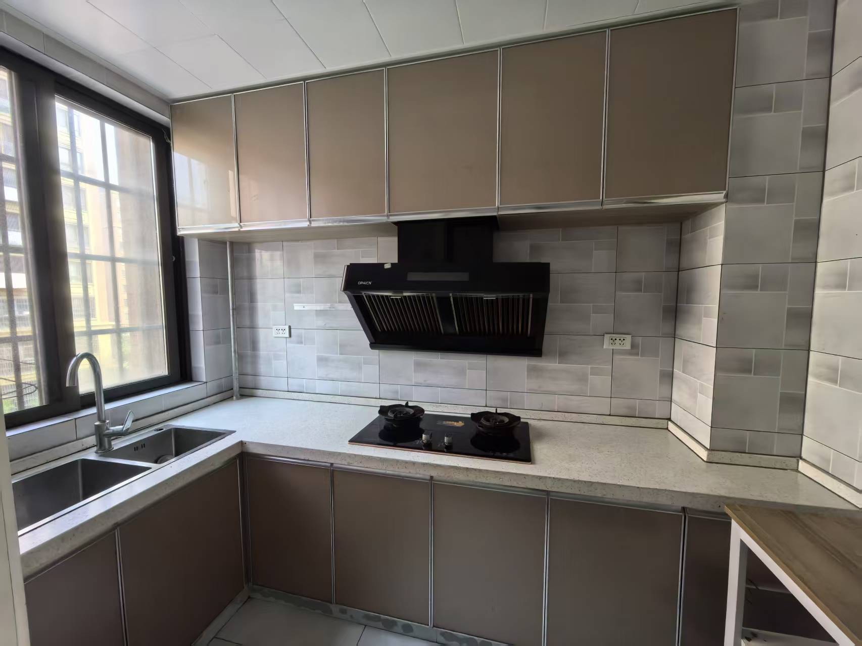 公园里电梯洋房精装修3室出售_6