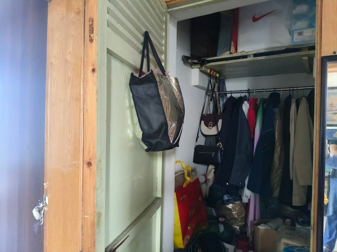 21小附近，安化村高楼层。2室1厅好房出售_9