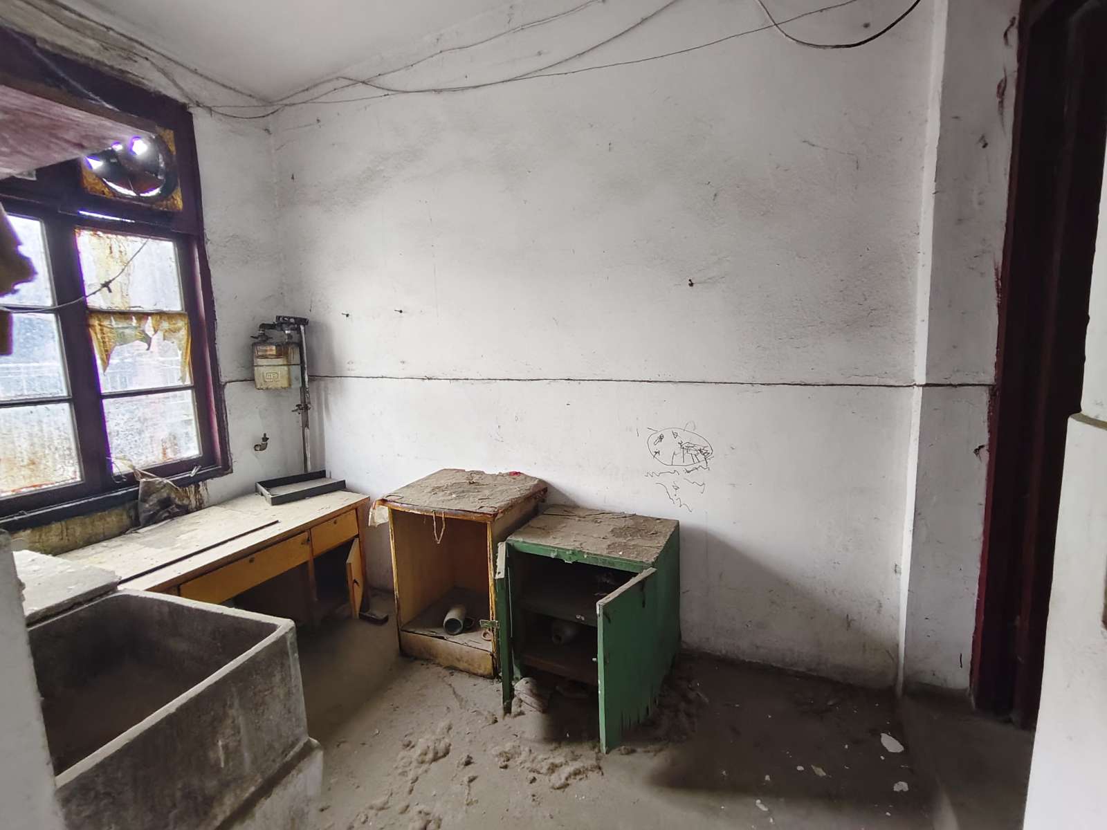 电建一公司厂内3楼一室一厅出售，有燃气_5