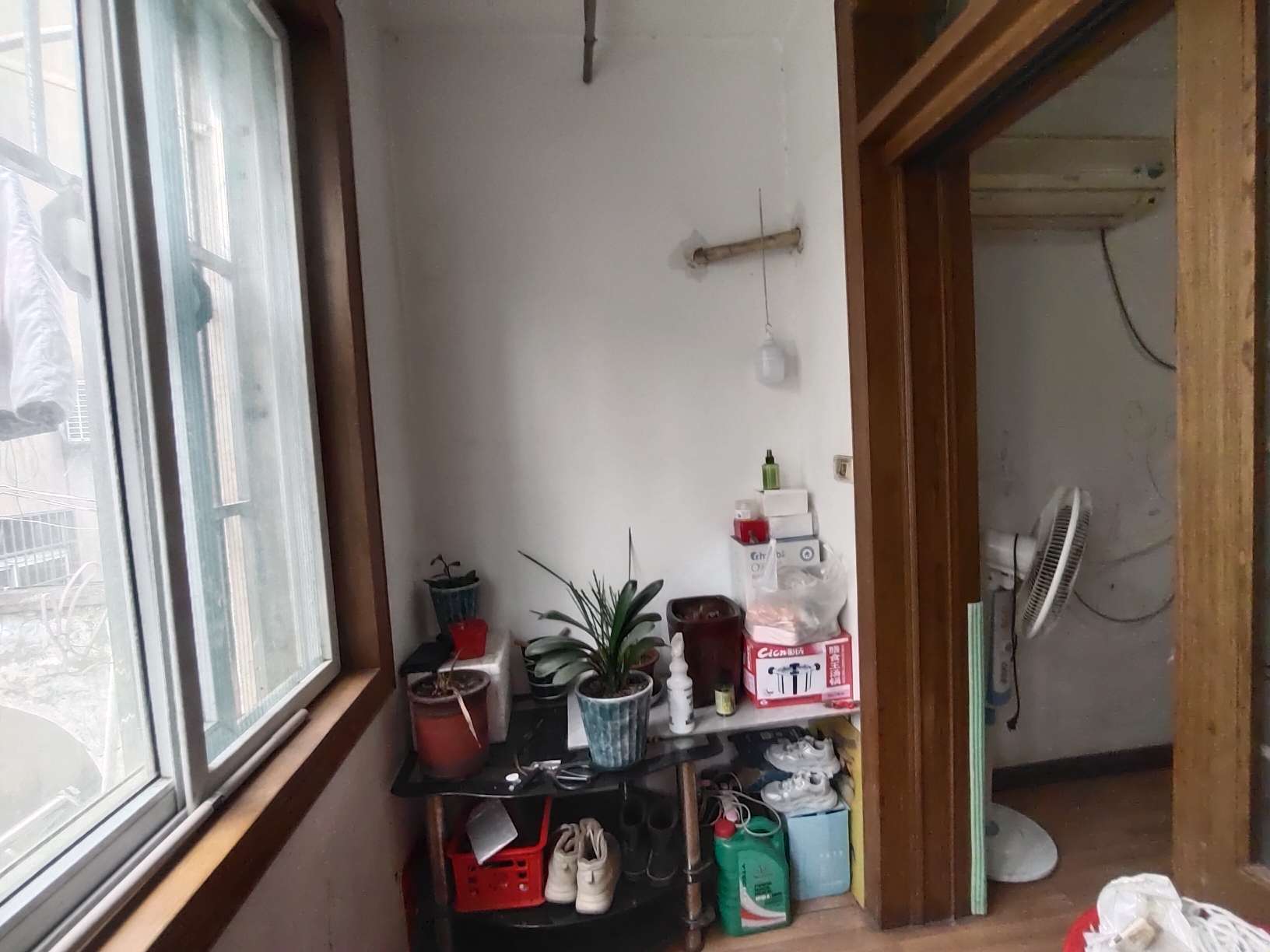 出售建西村65平方二层而是一厅简装_7