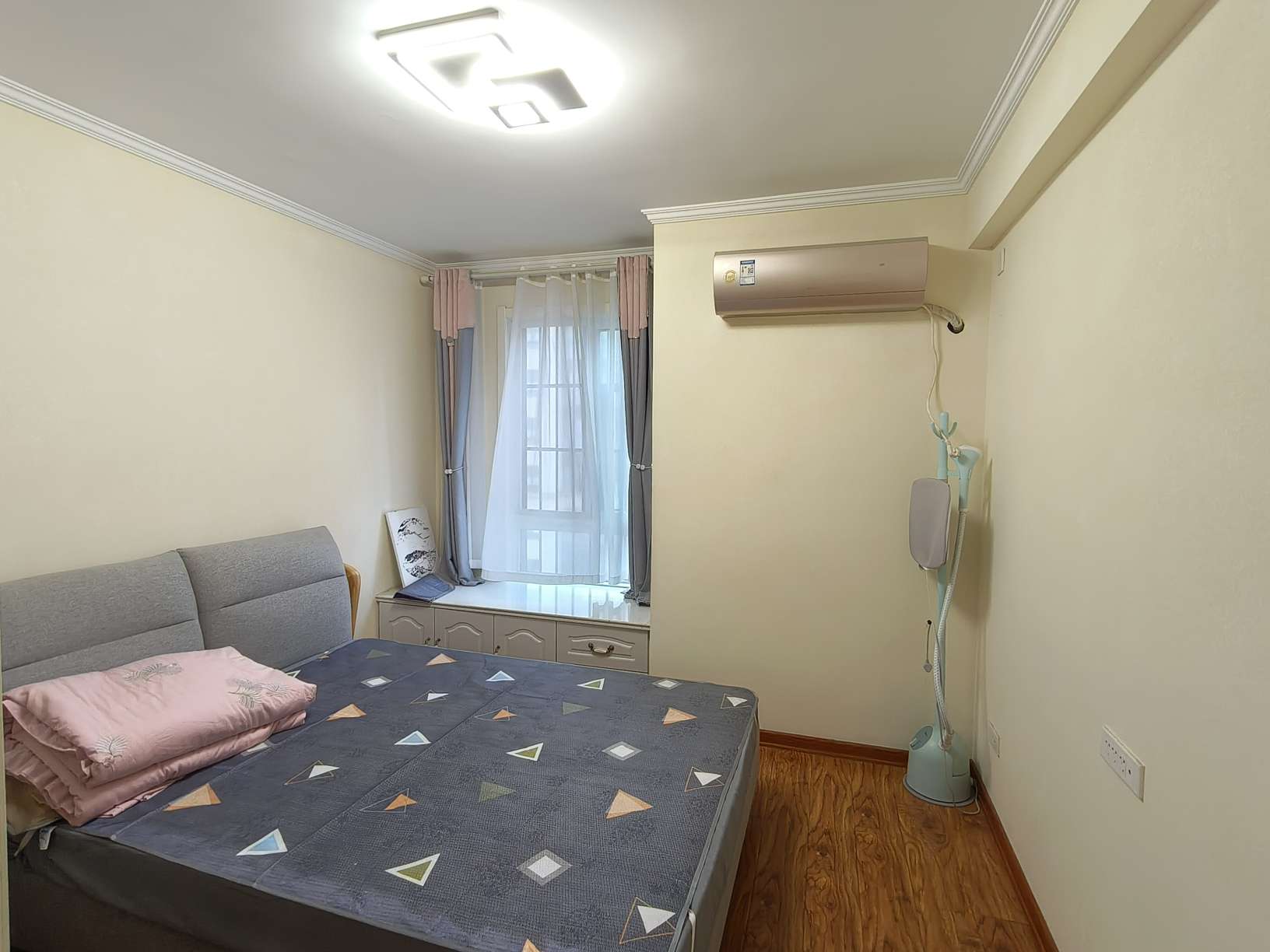 精装婚房，电梯三房，家具家电齐全_3