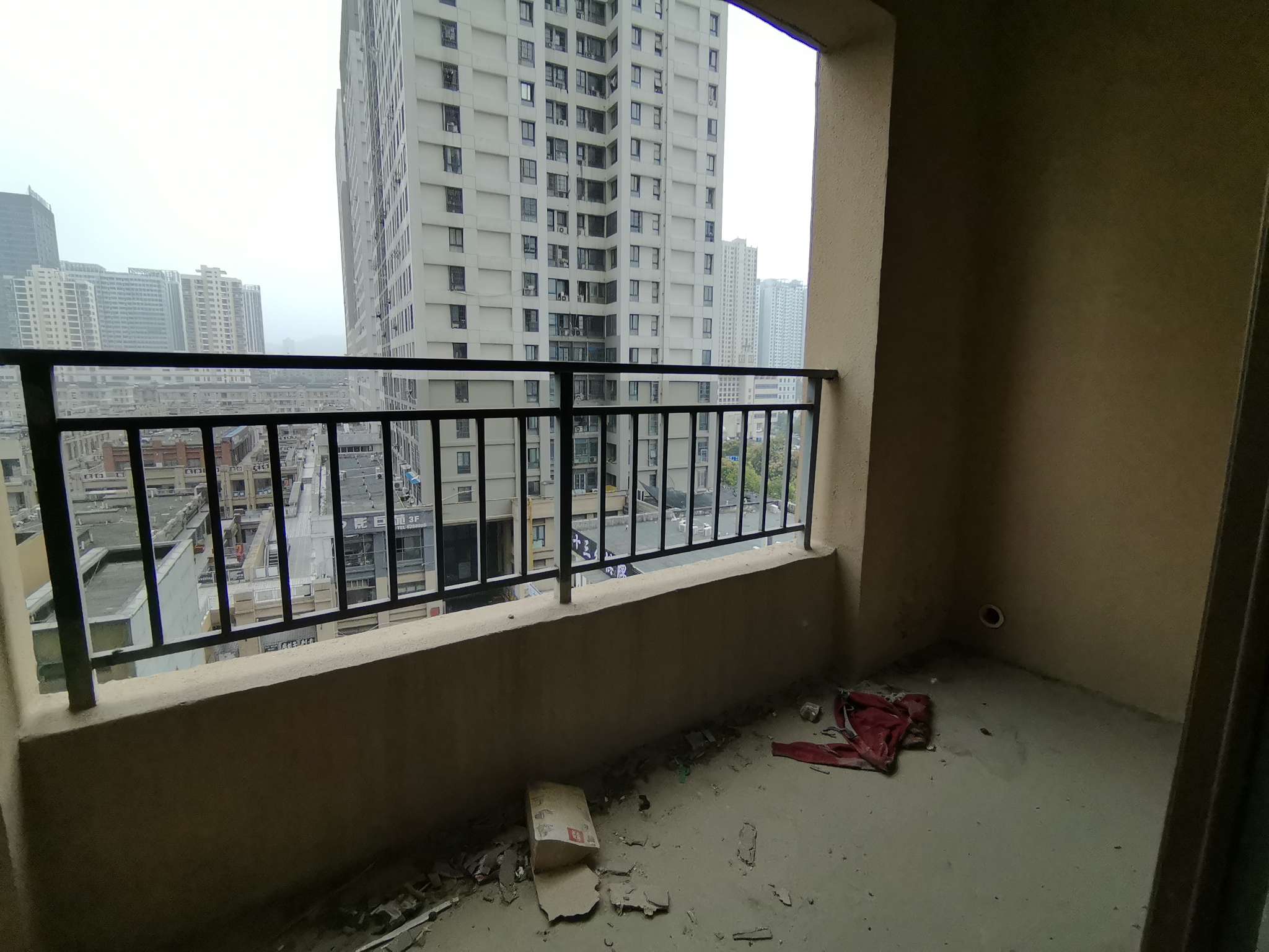 龙湖中心 简装2室 采光好_6