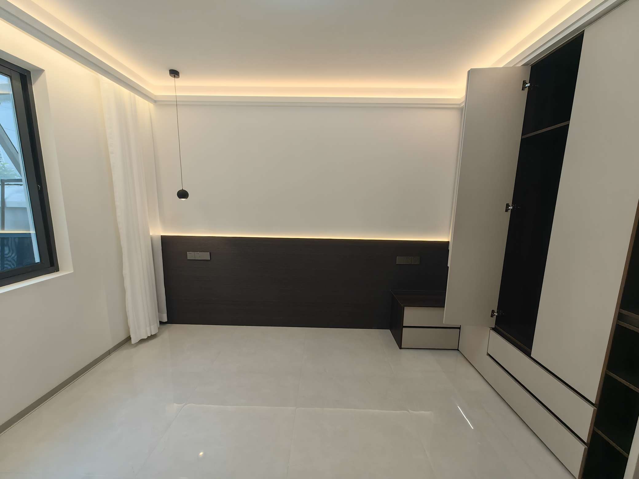 翡翠苑一楼带院子，精装修新房，带阳光房_4