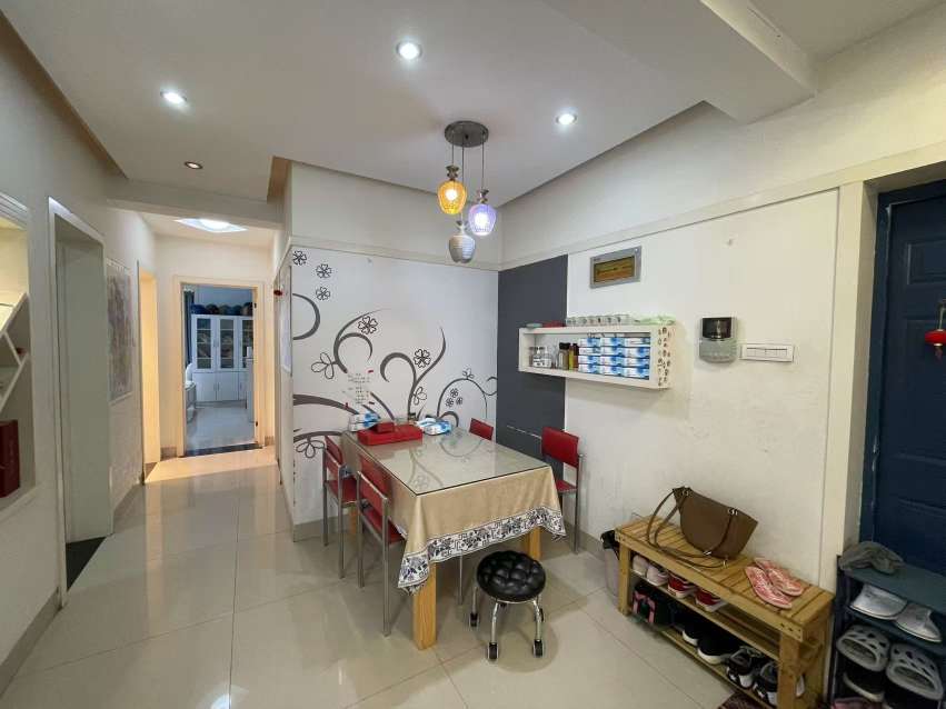 龙湖汇景3室2厅精装拎包入住室内保持的干净_12