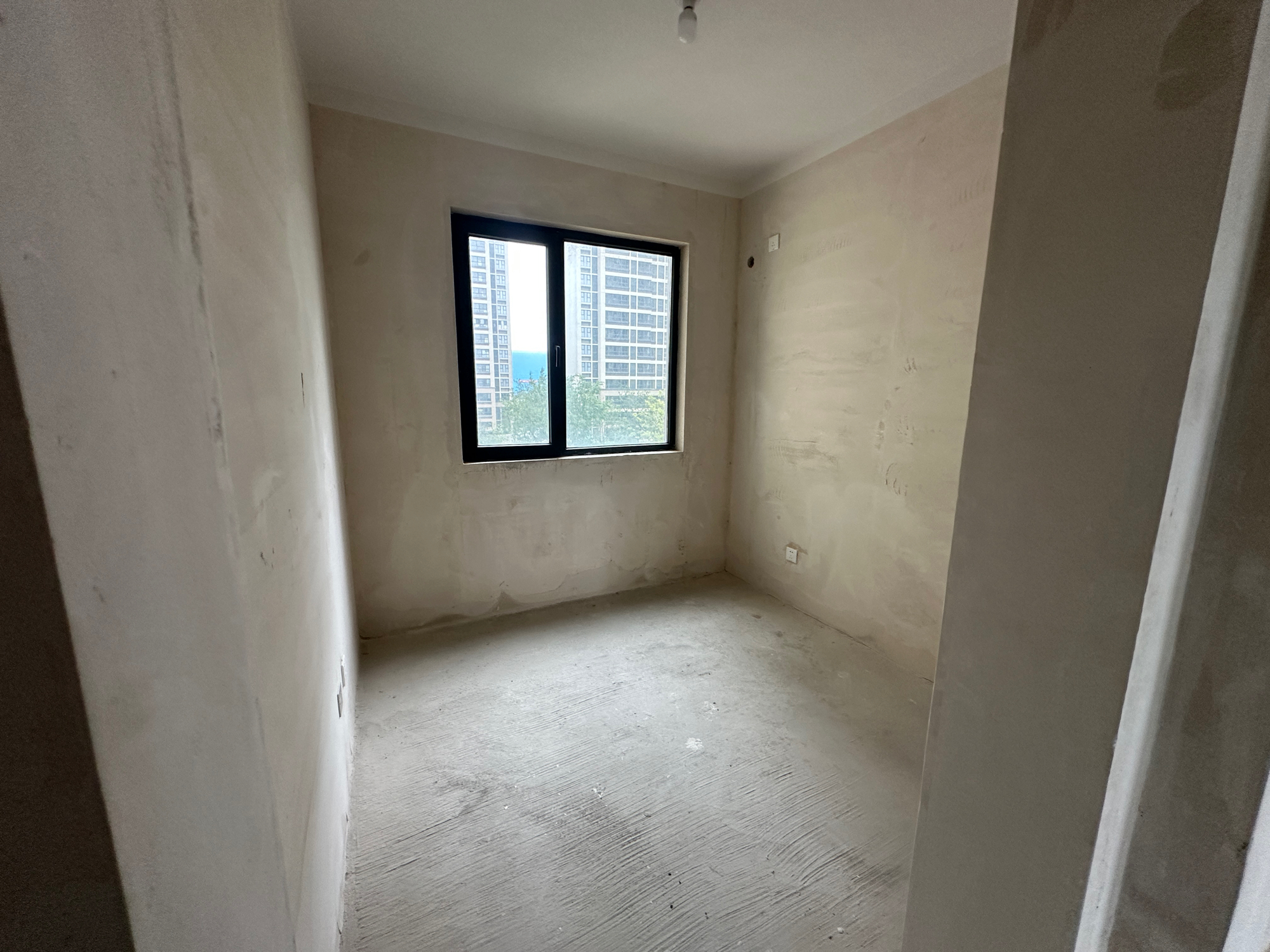 富力城120多平才29.8万有证的_4