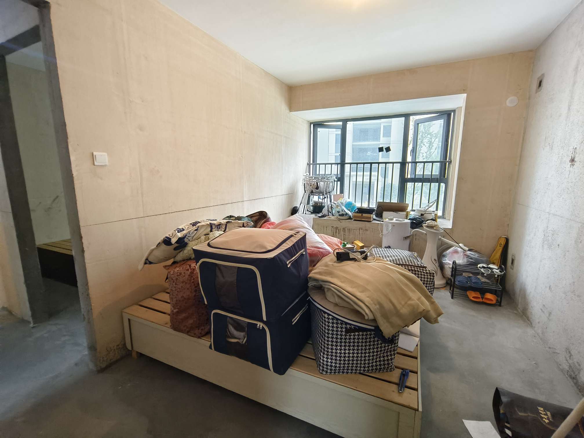 天一时代城 电梯三室 毛坯_4