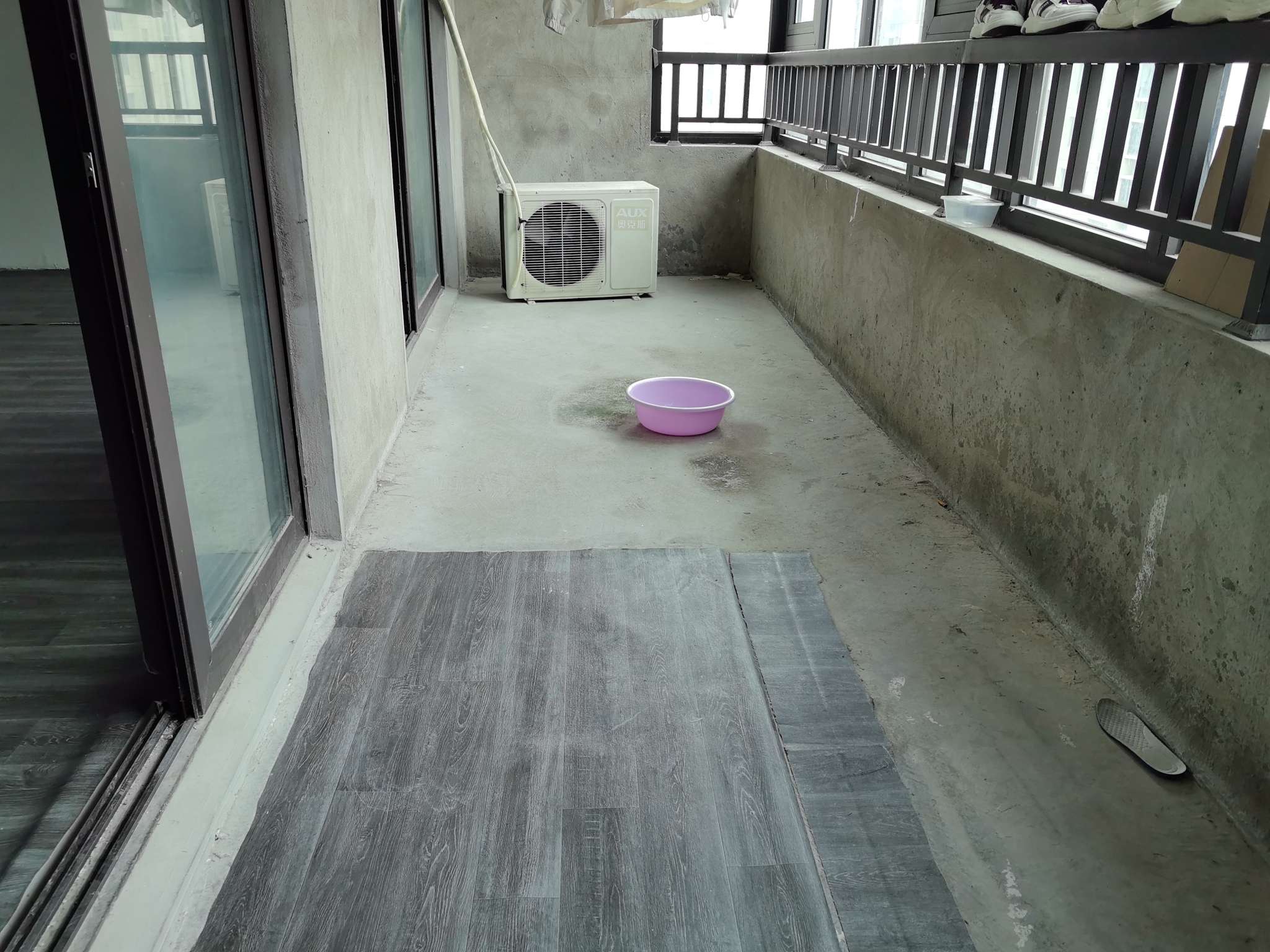 国宾府大平层  纯毛坯 老证出售_7