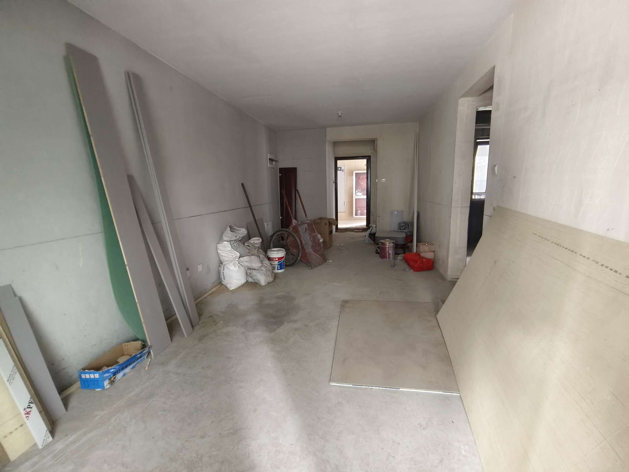 天一时代城 纯毛坯三室_3