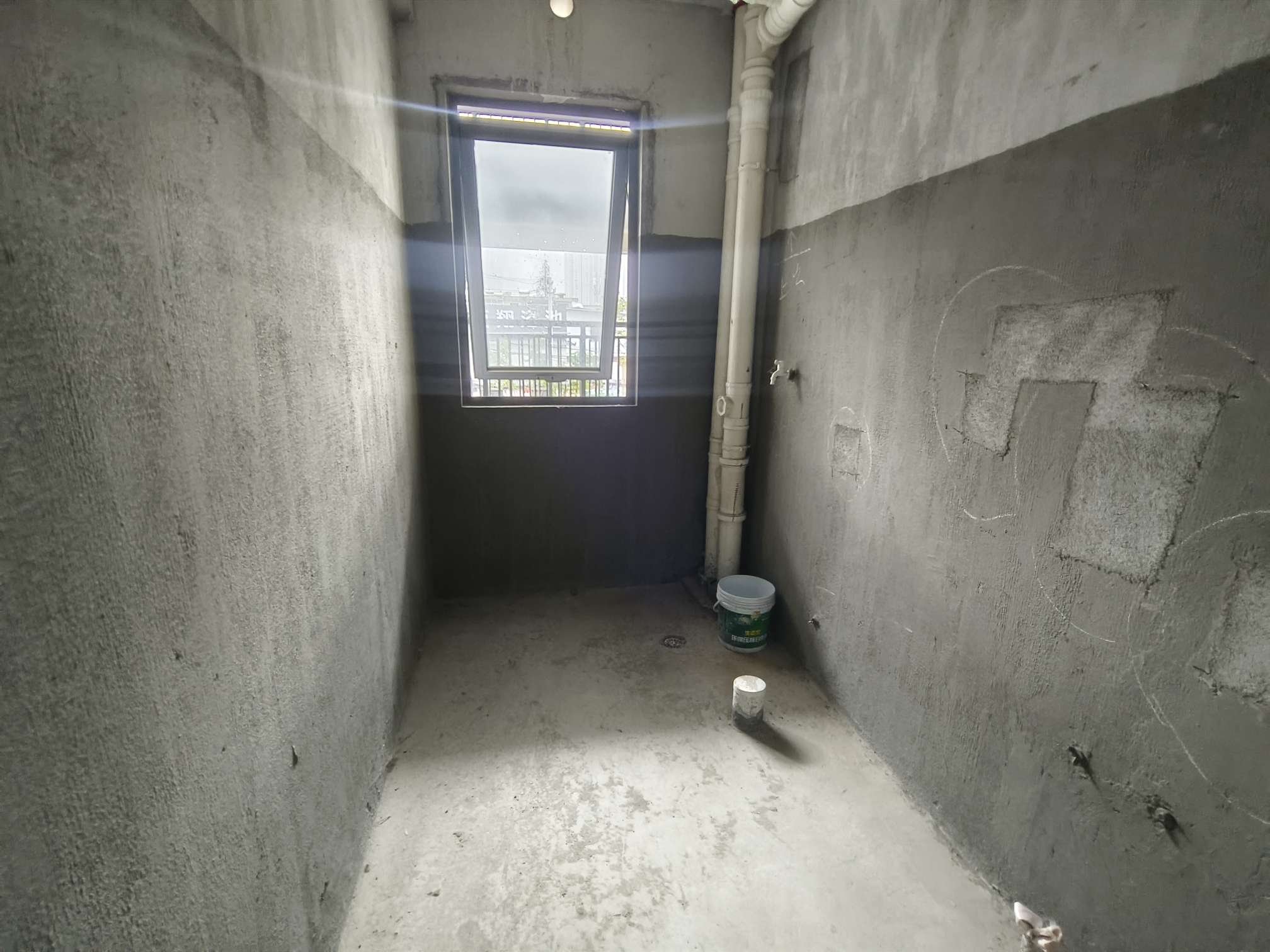 天一时代城 纯毛坯三室_11