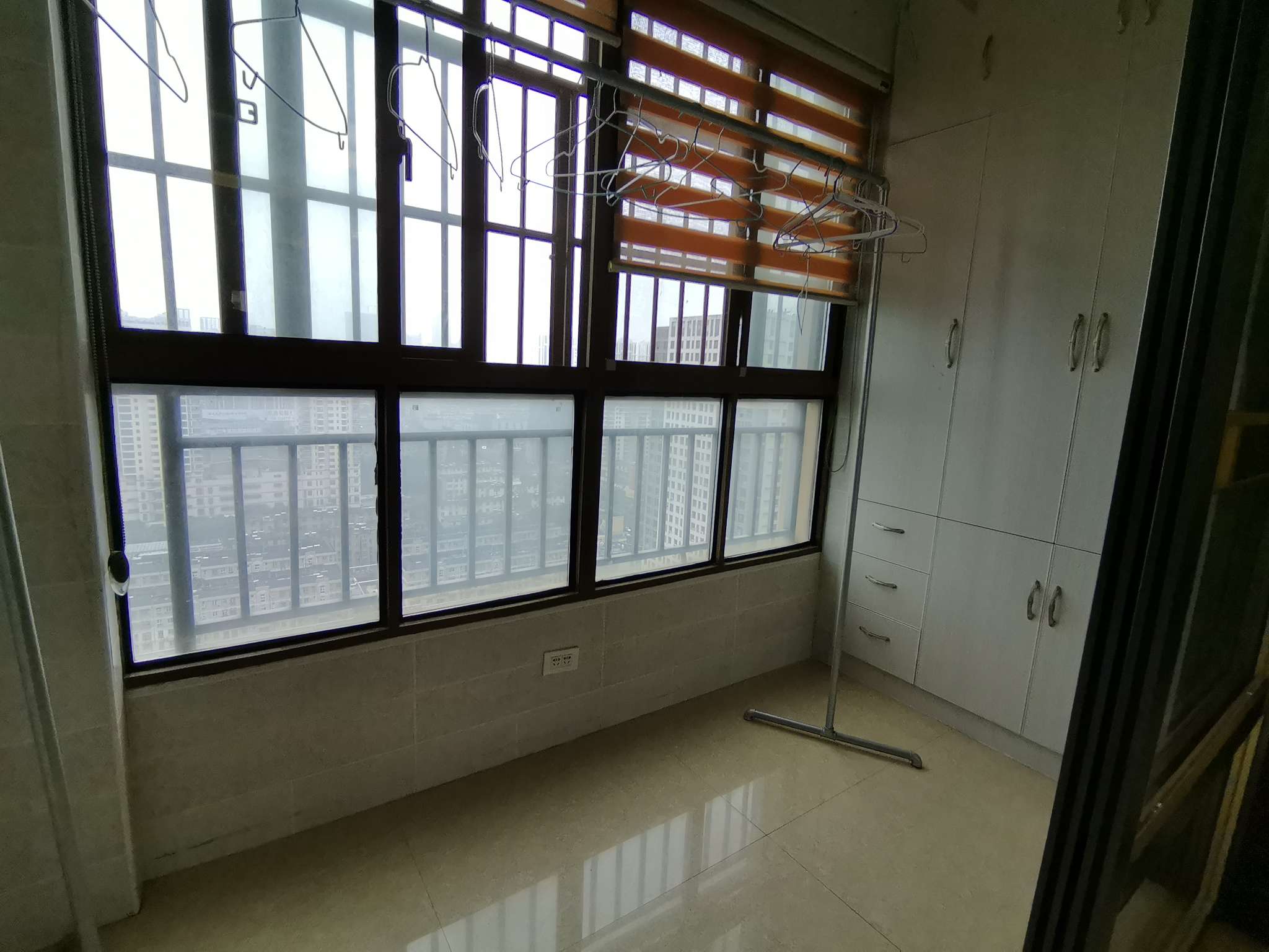 龙湖中心 精装3室出租 拎包即住 _8