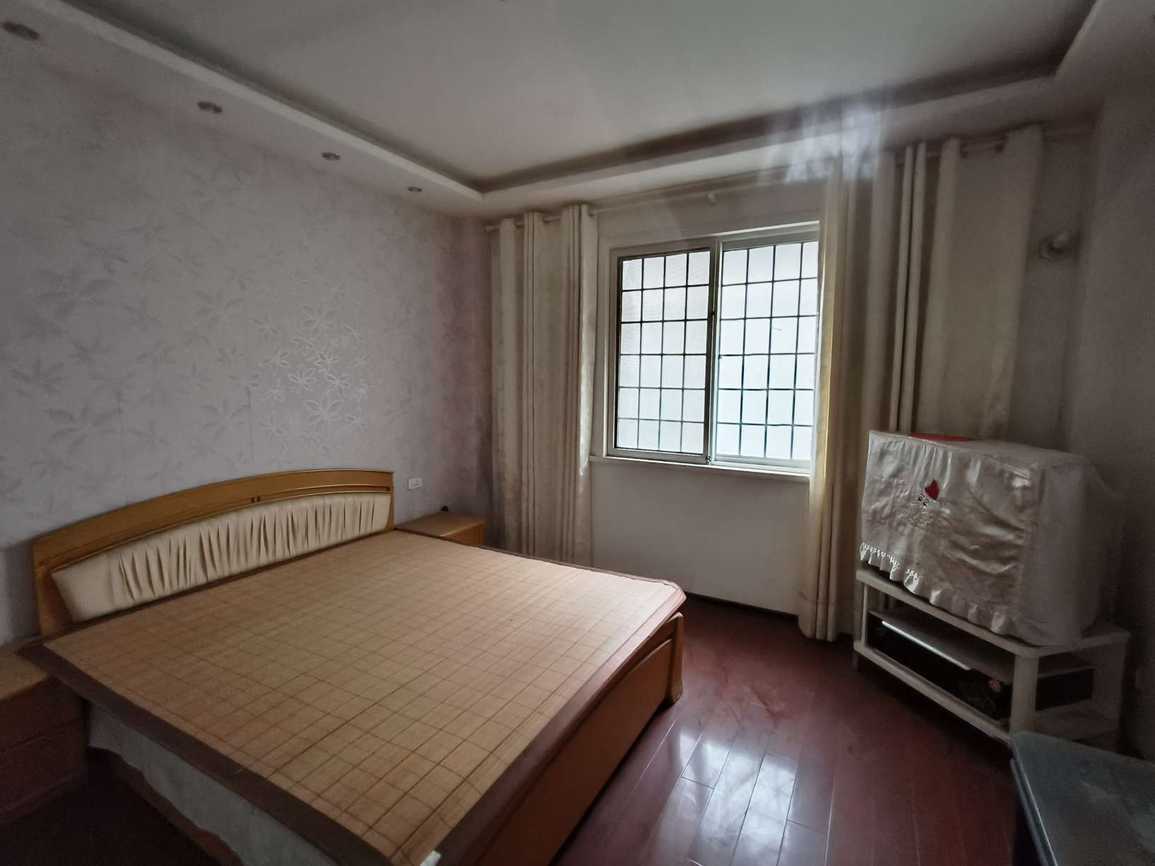 银鹭万树城组团三精装3室2厅带大平台二楼养老吉房_4