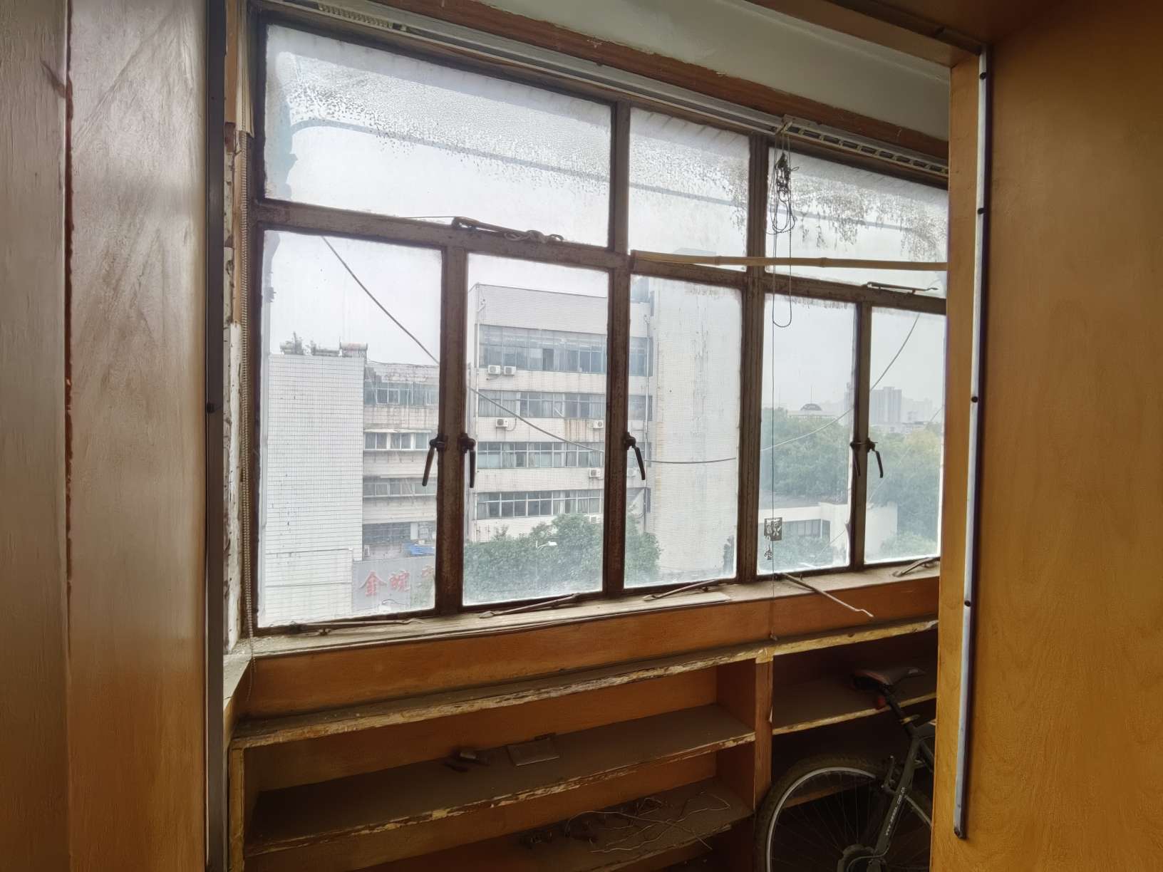 中保楼二室一厅简单装修_7