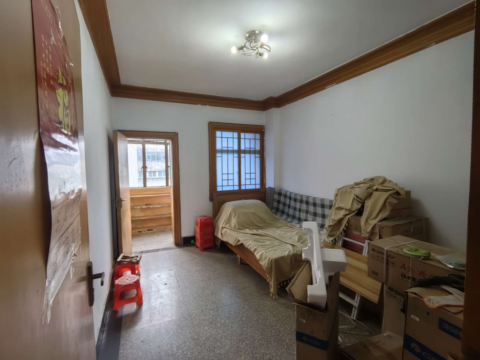 中保楼二室一厅简单装修_5