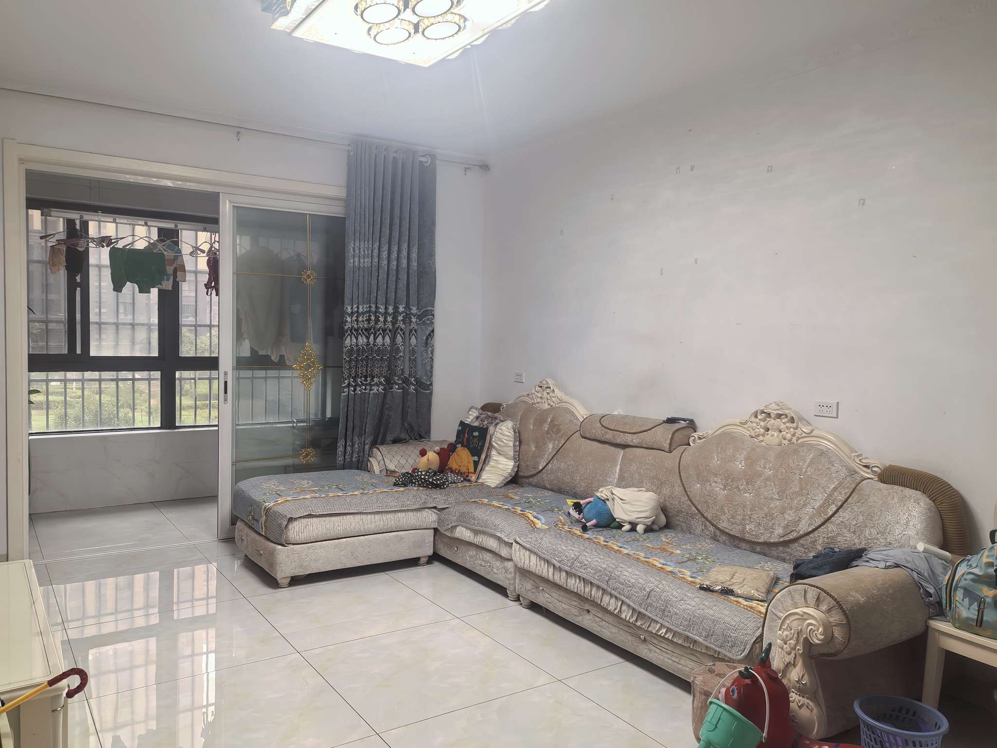 上郑广场精装三室商品房_3