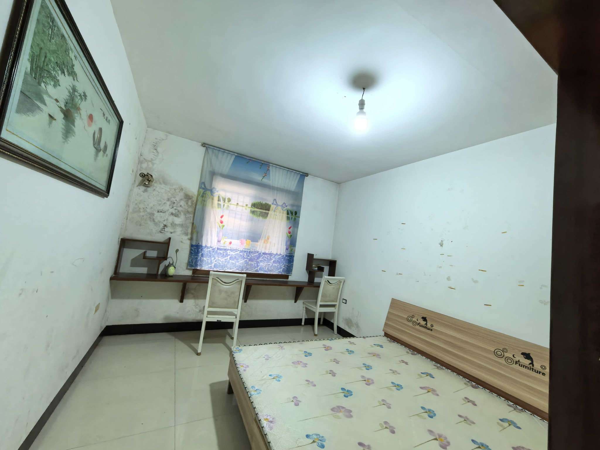 蜜泉小区三室两厅一厨一卫一阳台，_4