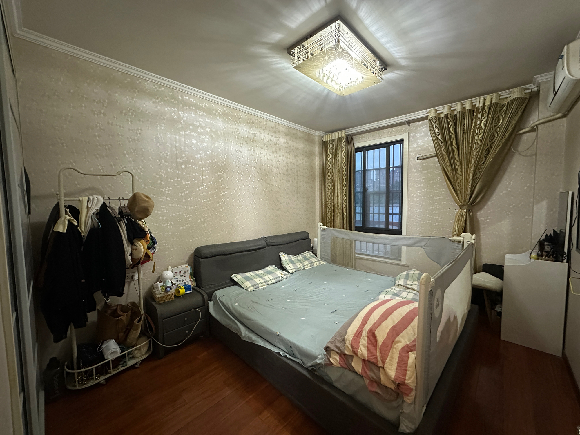 月伴湾。精装多层三楼，三室两厅，_7