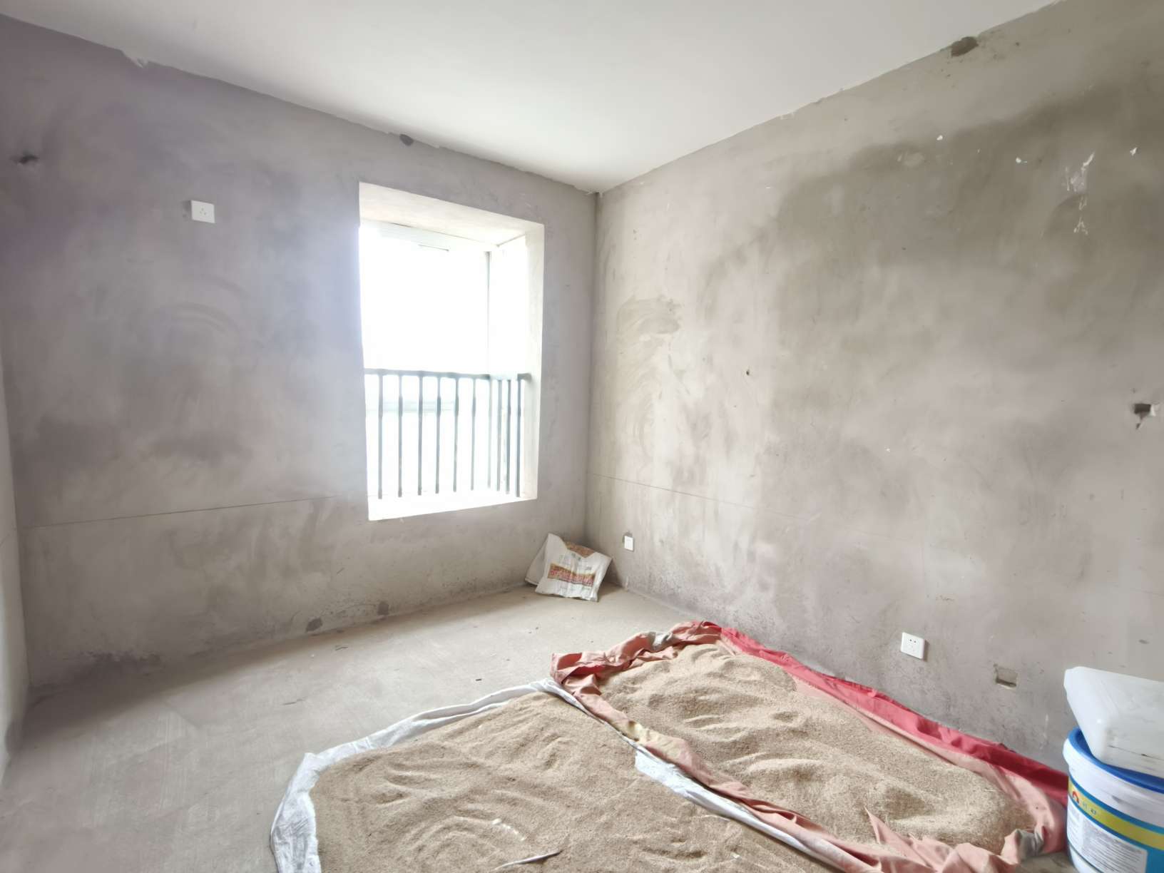 锦绣花园 电梯毛坯房2室2厅出售_3