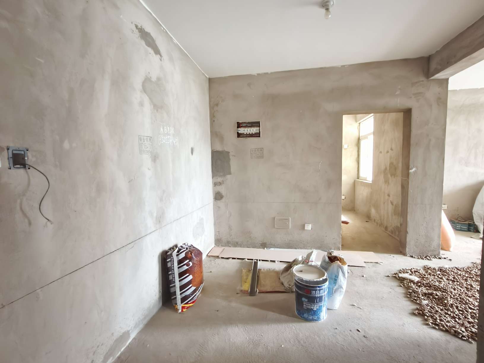 锦绣花园 电梯毛坯房2室2厅出售_7