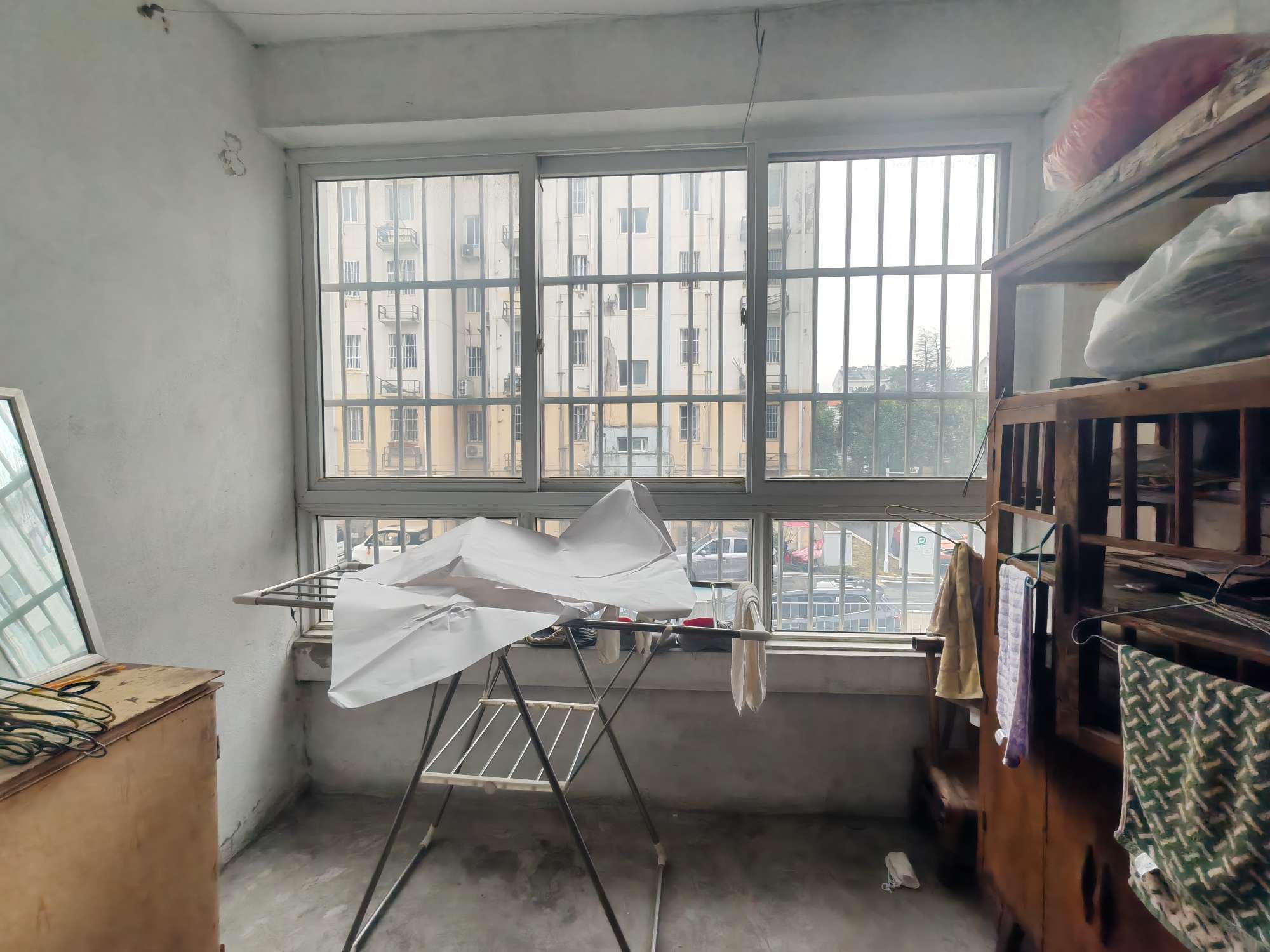选煤村 92平 南向三室 简装采光好 满两年_7