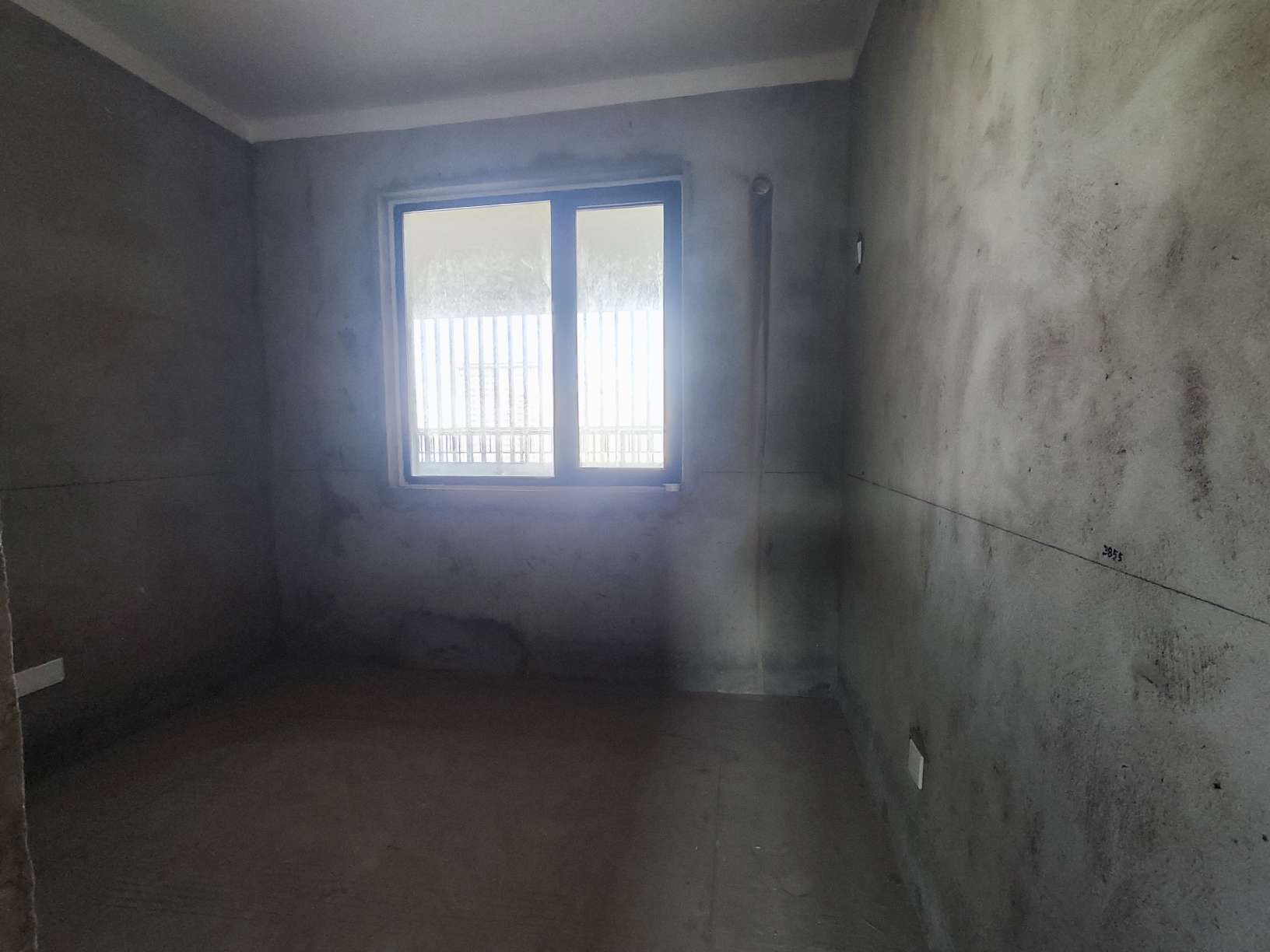 南山名邸毛坯三室楼层视野开阔_2