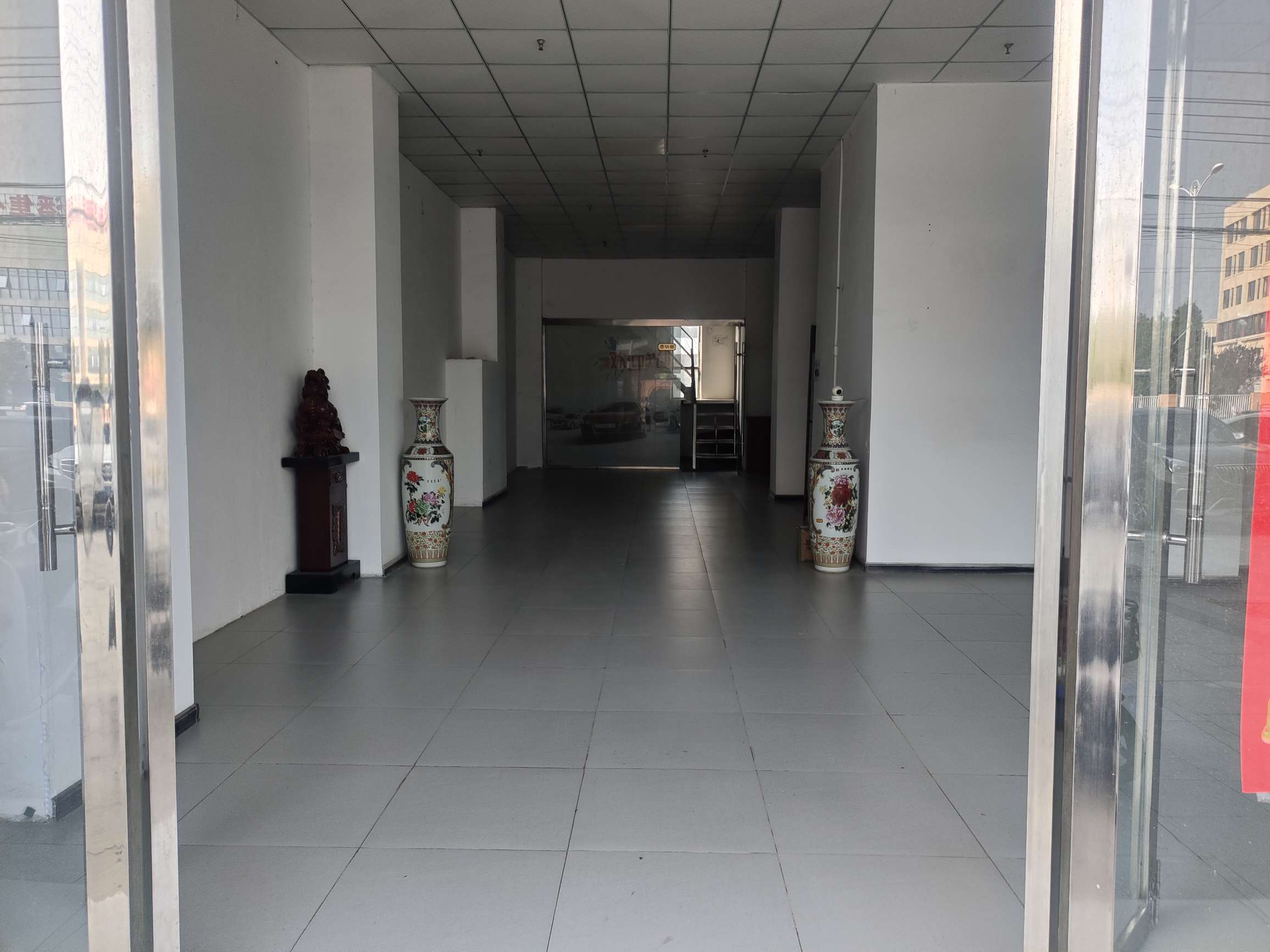珠江丽景 200平临街旺铺 精装修带上下水 人流密集交通要塞_10