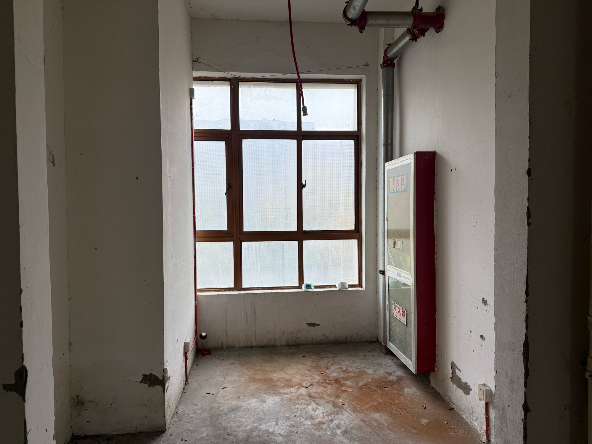 富力公馆 99平临街旺铺 低楼层毛坯 适合多种业态_6