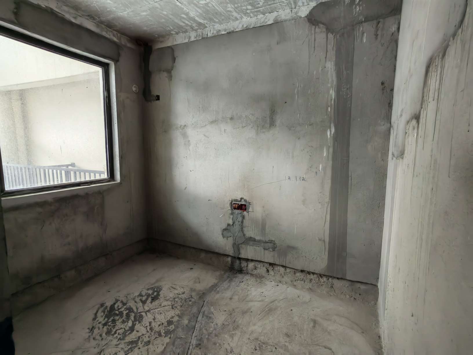 明月山南毛坯三房诚心出售_6