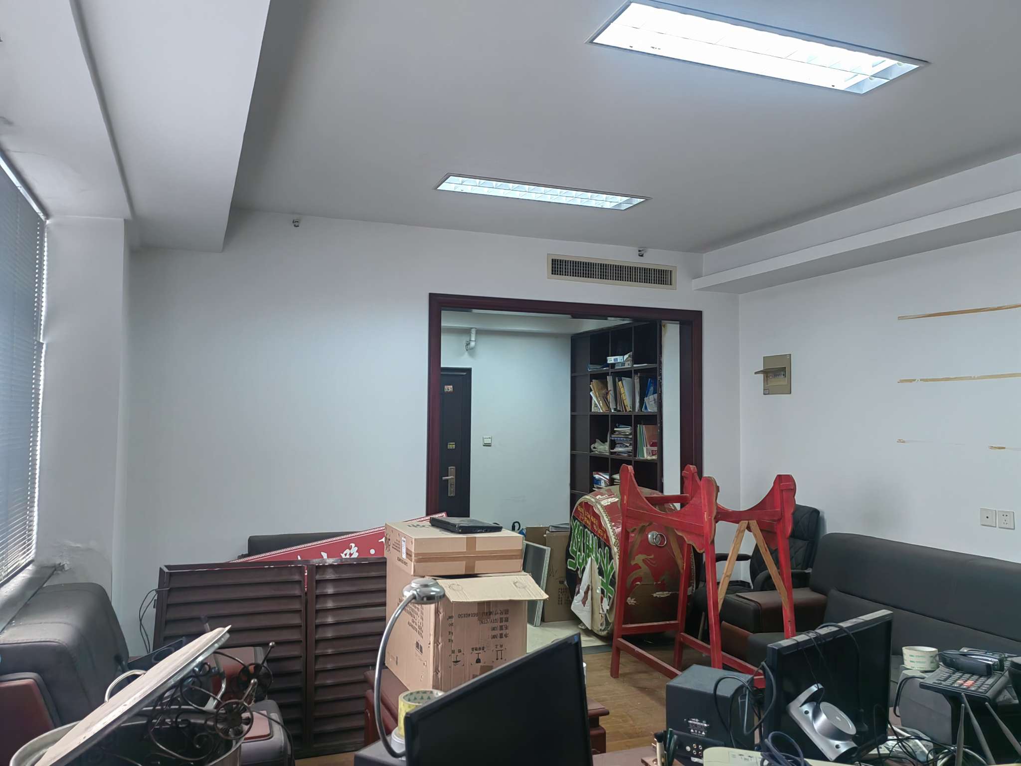 家乐福 61平 一室户 交通便利配套齐全 普装好房_11