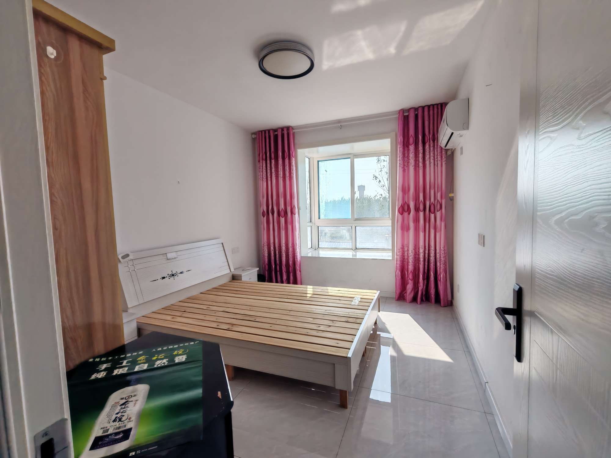 出租淮望二期三室一厅拎包入住_18