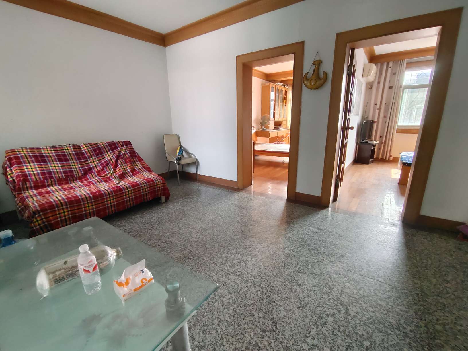 舜耕三区多层5楼2室2厅简单装修急售_2