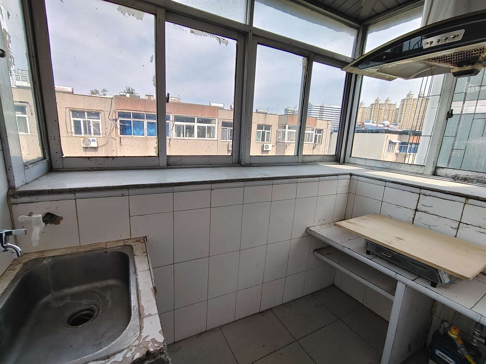 舜耕三区多层5楼2室2厅简单装修急售_6