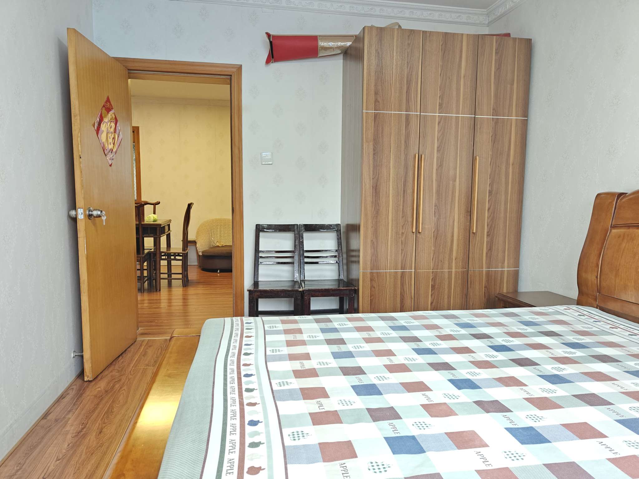 和顺园 95平 精装三室二厅 满两年 学区房交通便利_4