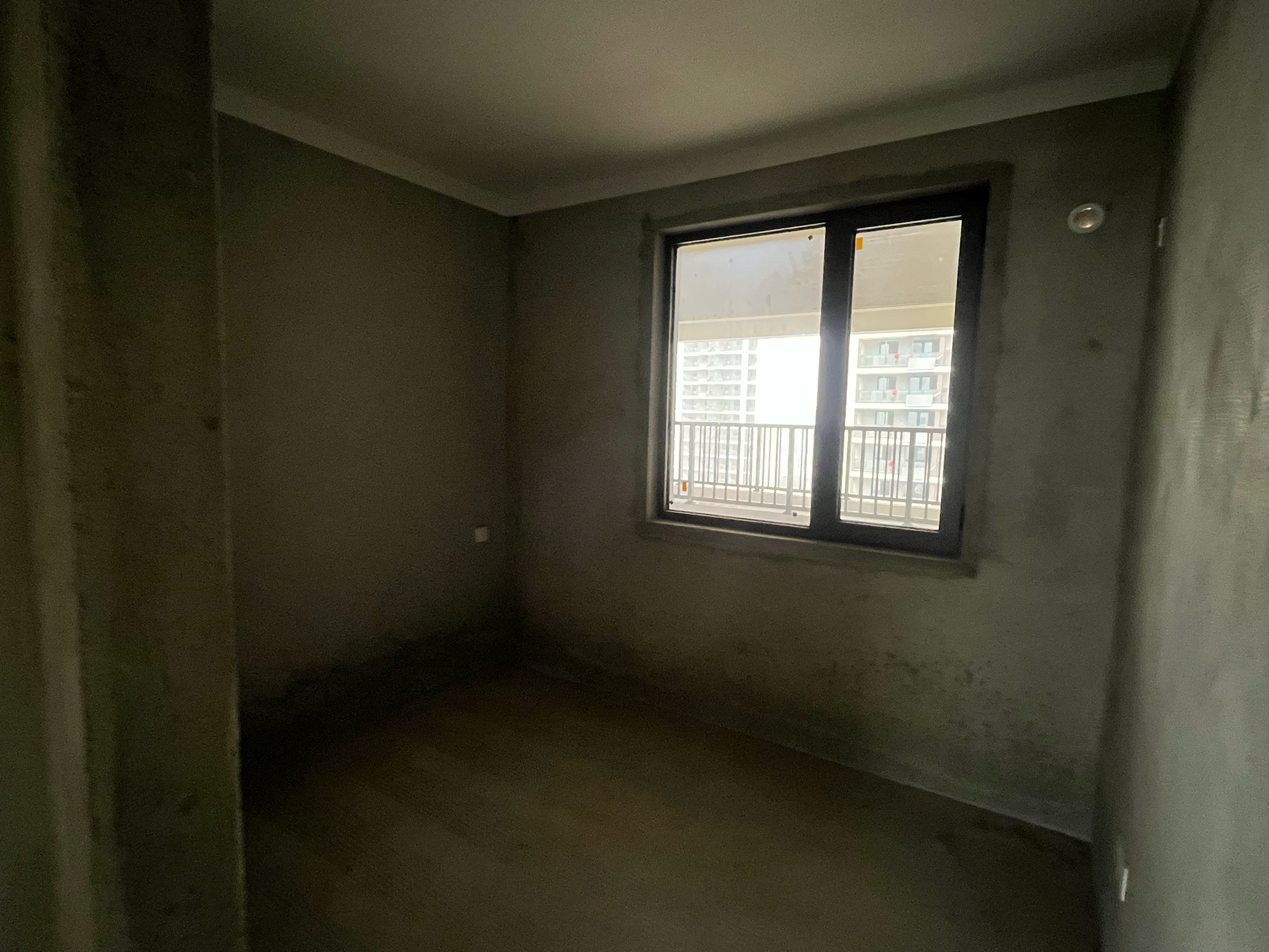 向阳苑毛坯房双阳台，采光好_11