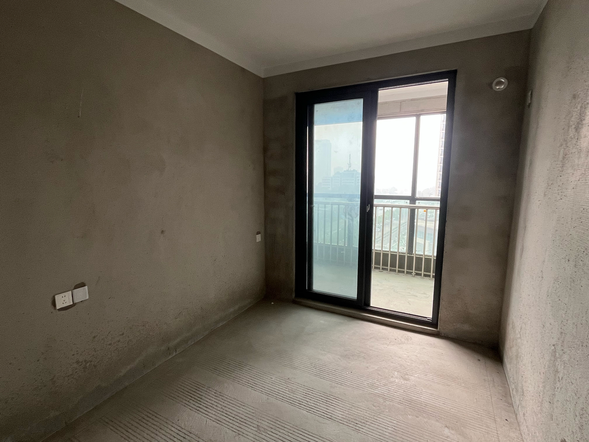 向阳苑毛坯房双阳台，采光好_10