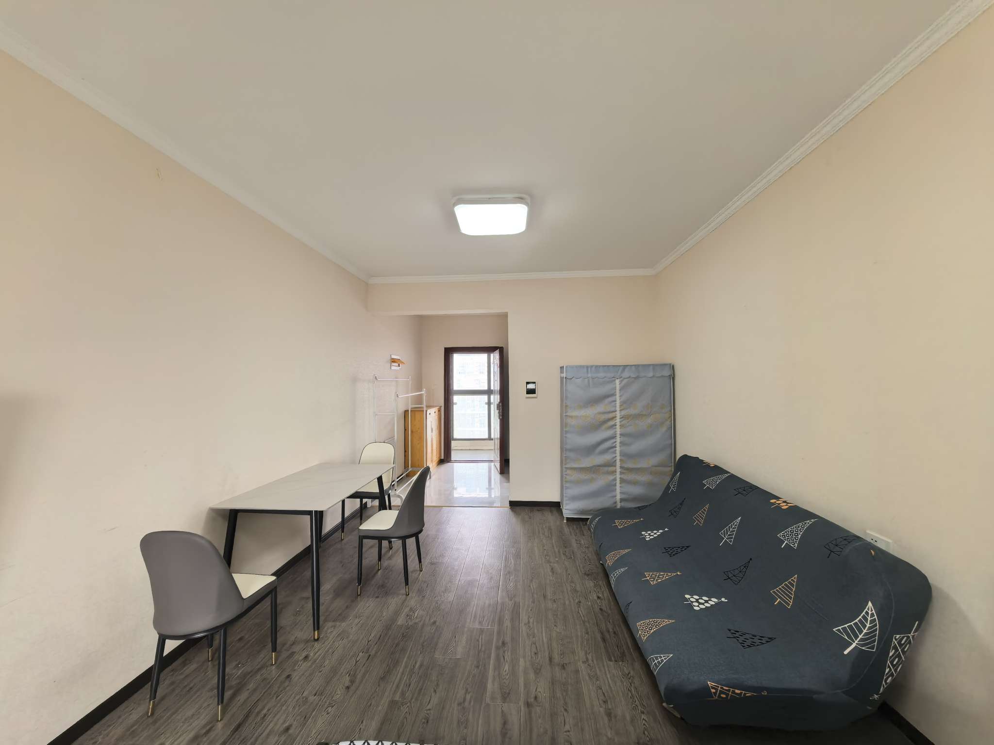 万茂中心精装1室1厅房_2