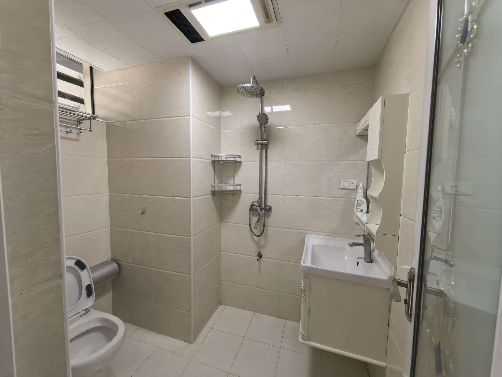 万茂中心精装1室1厅房_8