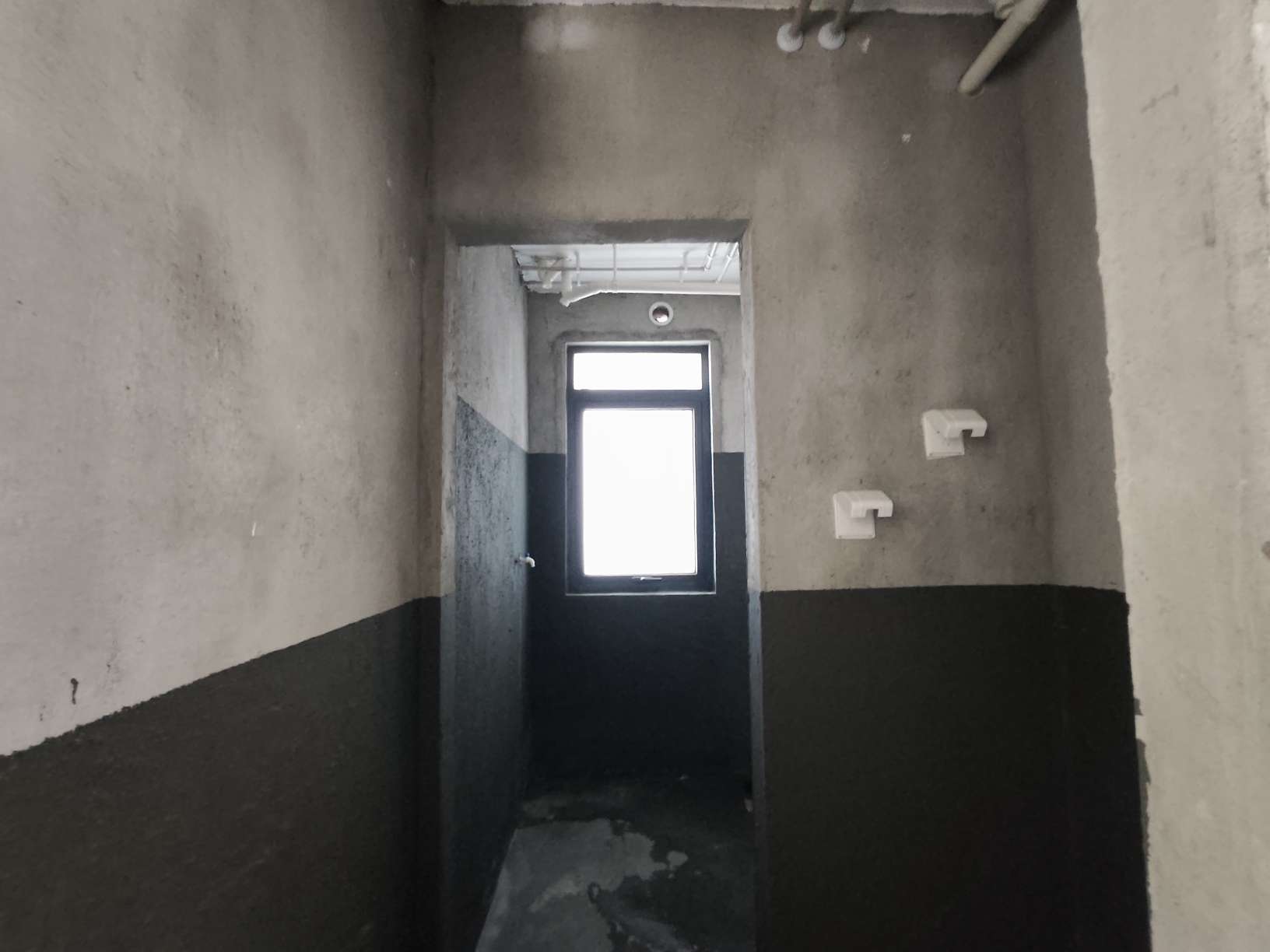 向阳苑毛坯三房，诚心出售。_9