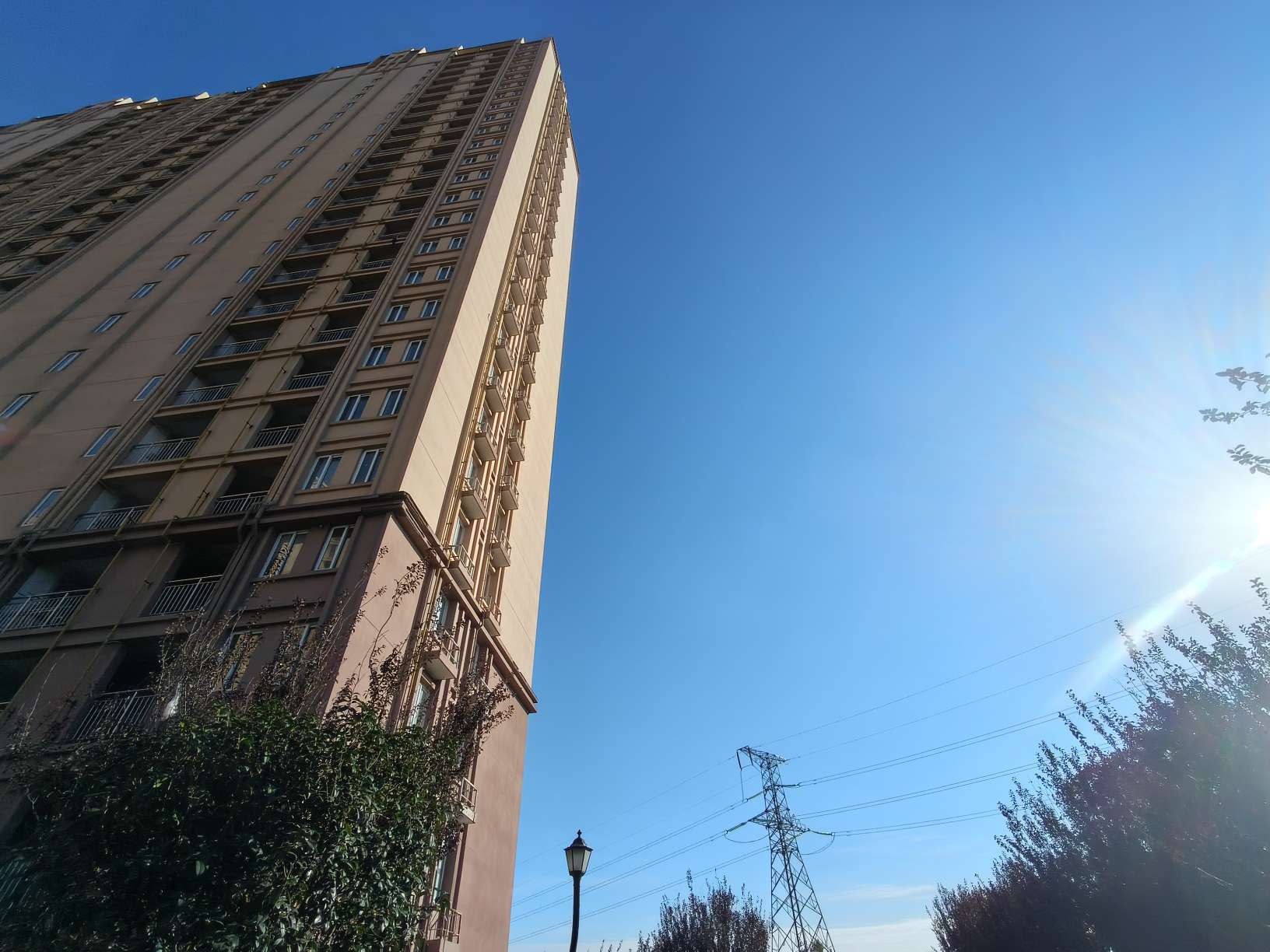 三室两厅产证齐全_12