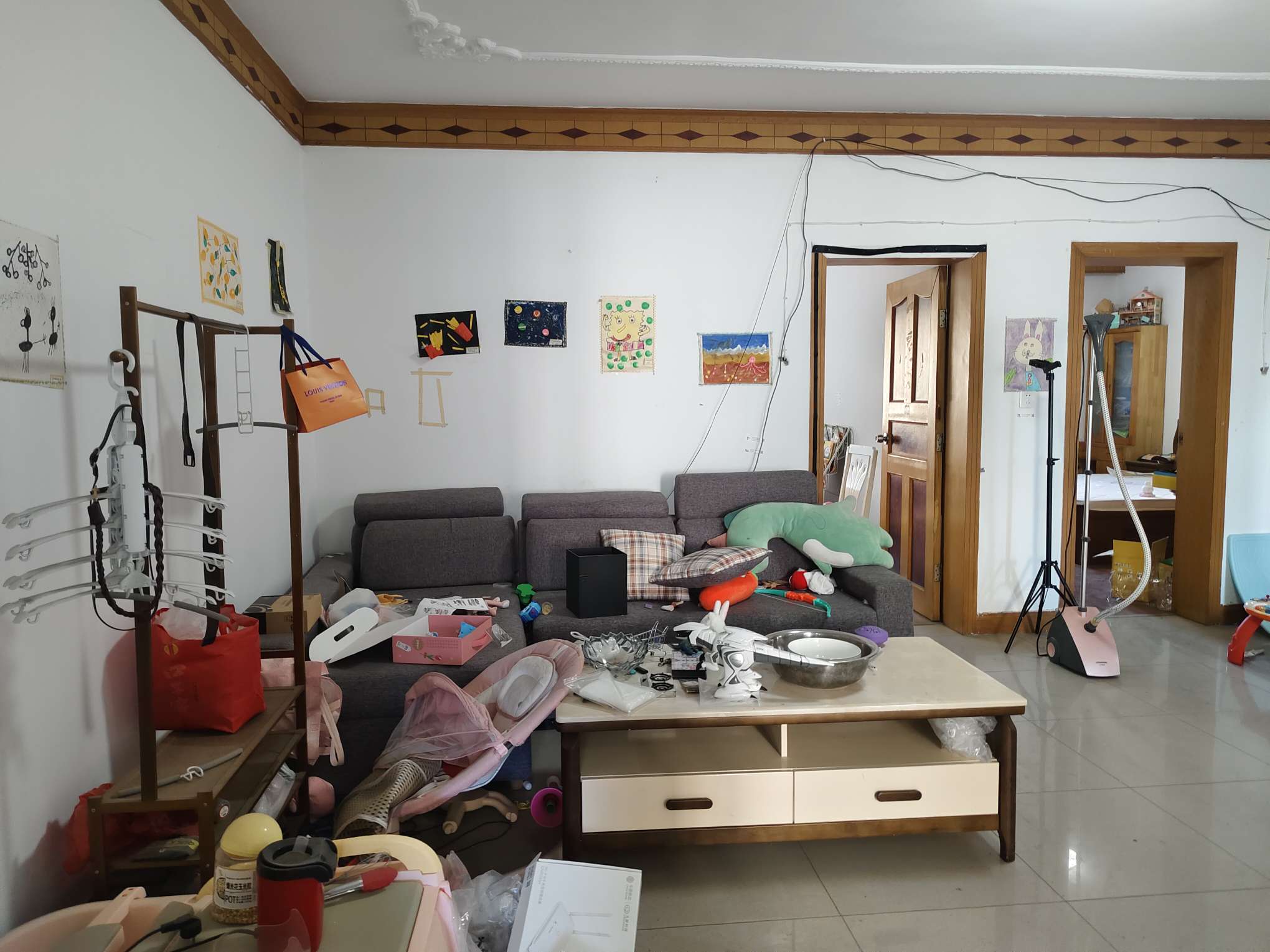 三室两厅拎包入住_3