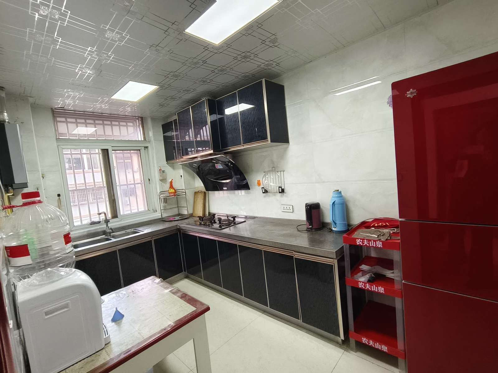 西湖花园A 110平 精装三室两厅 交通便利学区房_3