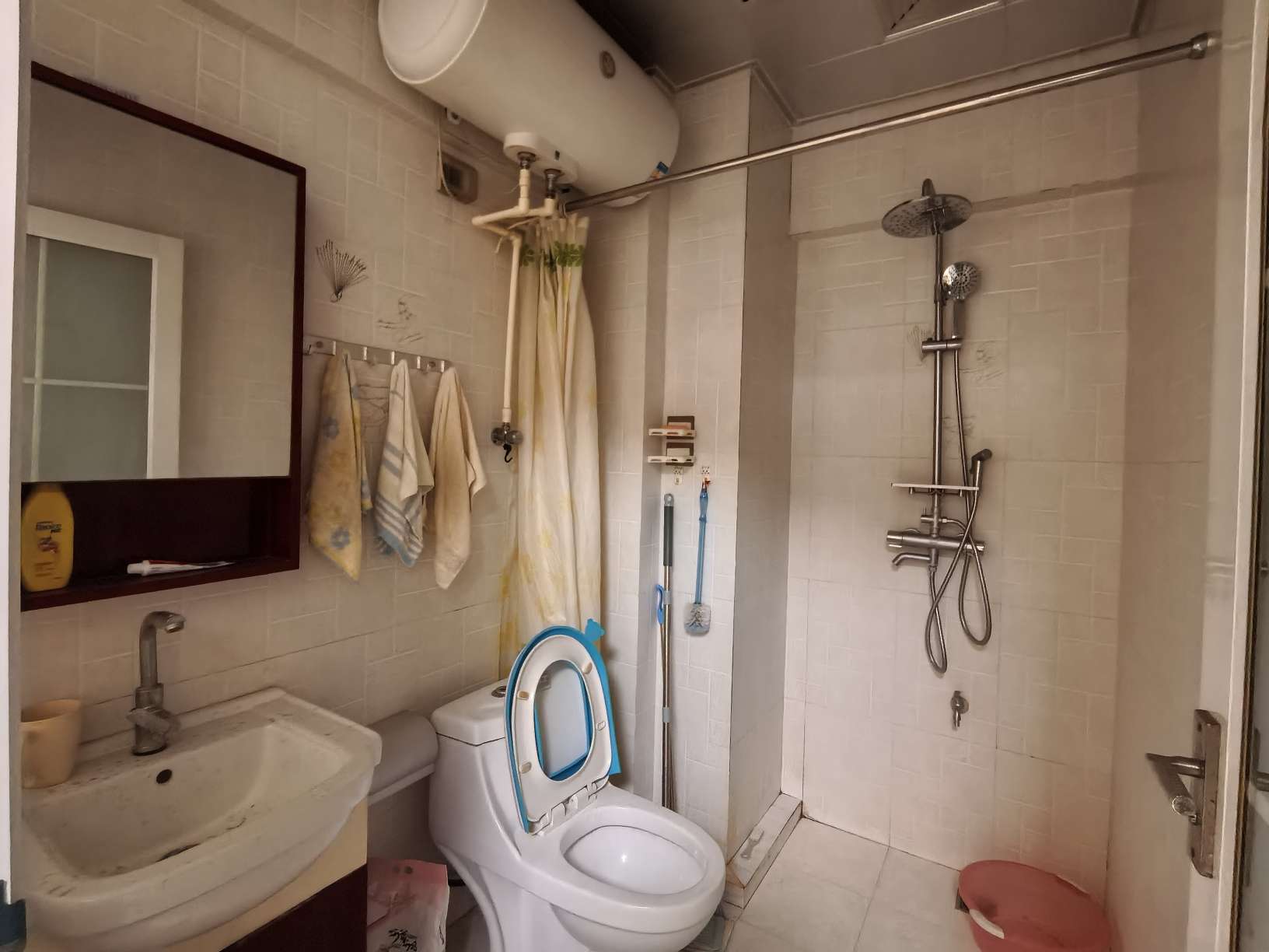 龙湖路一号一室一厅简装出售_6