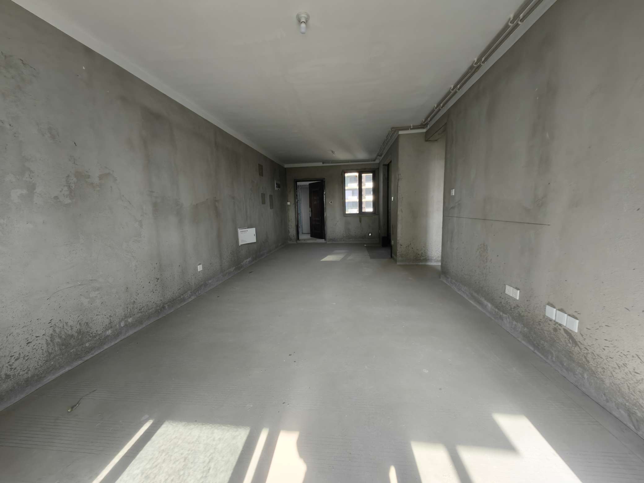 向阳苑毛坯房双阳台，楼层楼位好，采光好_3