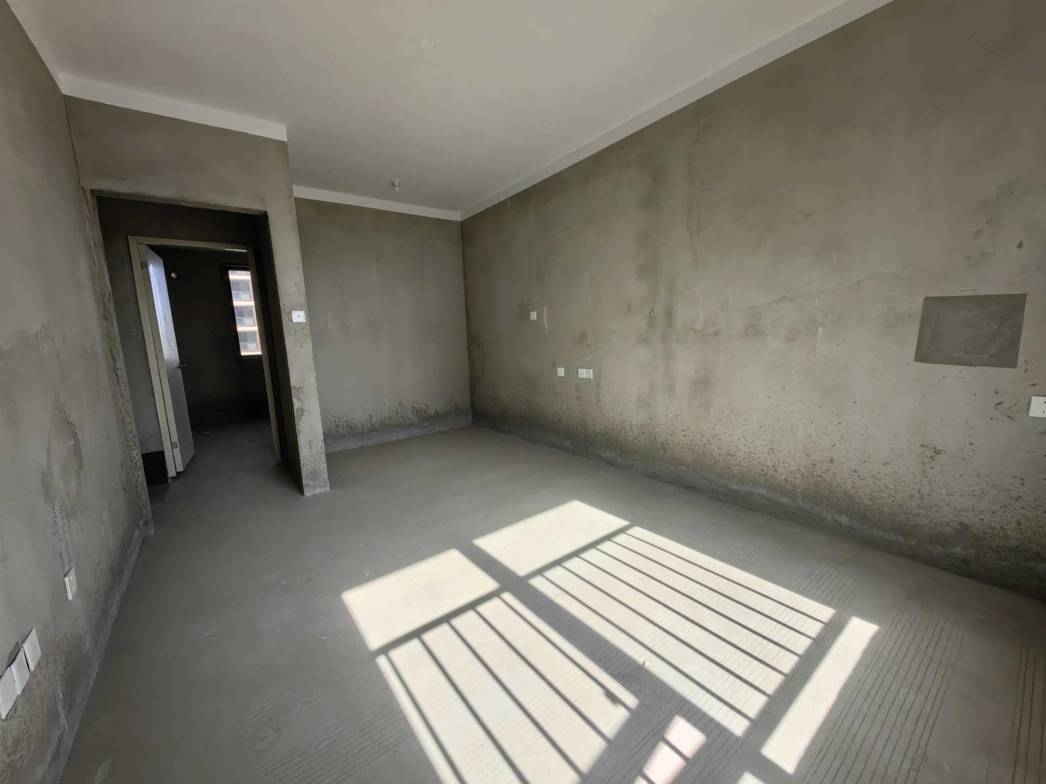 向阳苑毛坯房双阳台，楼层楼位好，采光好_7