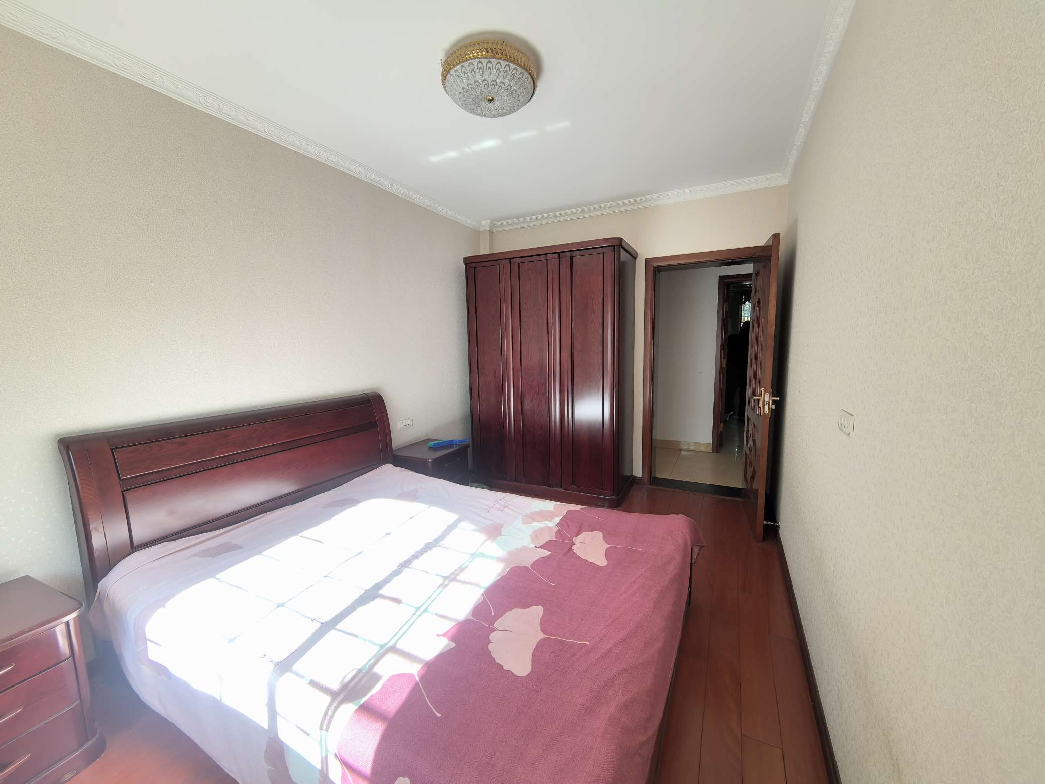 香榭华都东区 4室2厅精装修 田七小学送家电家具_4