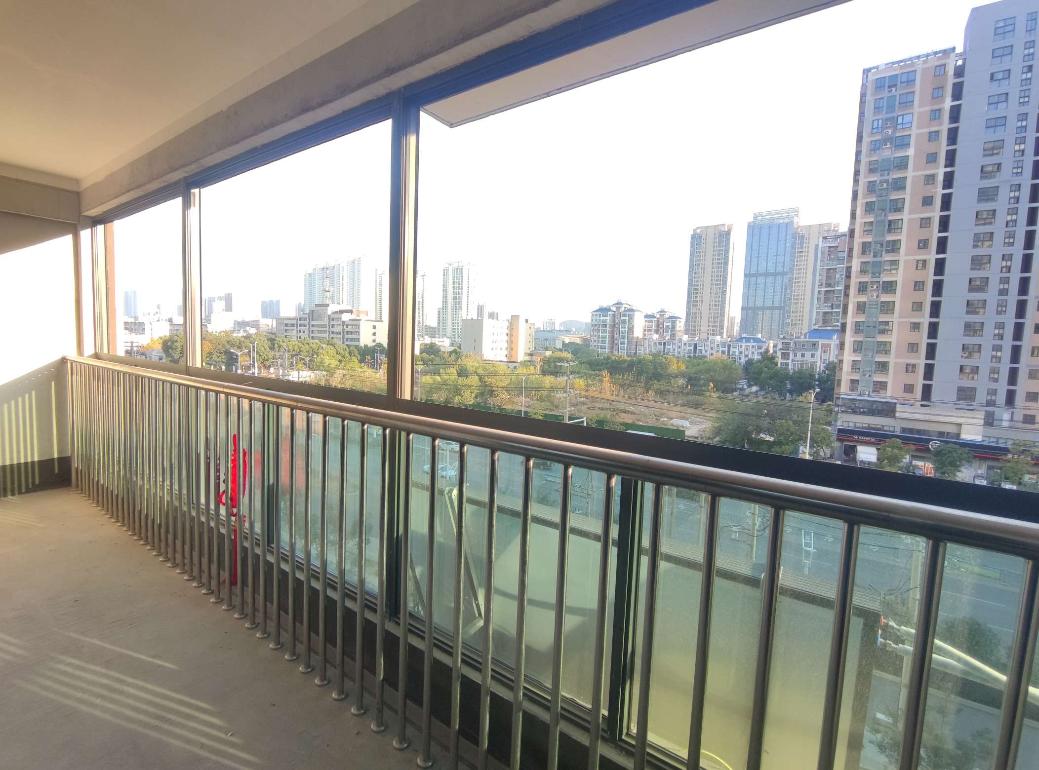 向阳苑 123平 南向三室二厅 采光好 随时看房_6